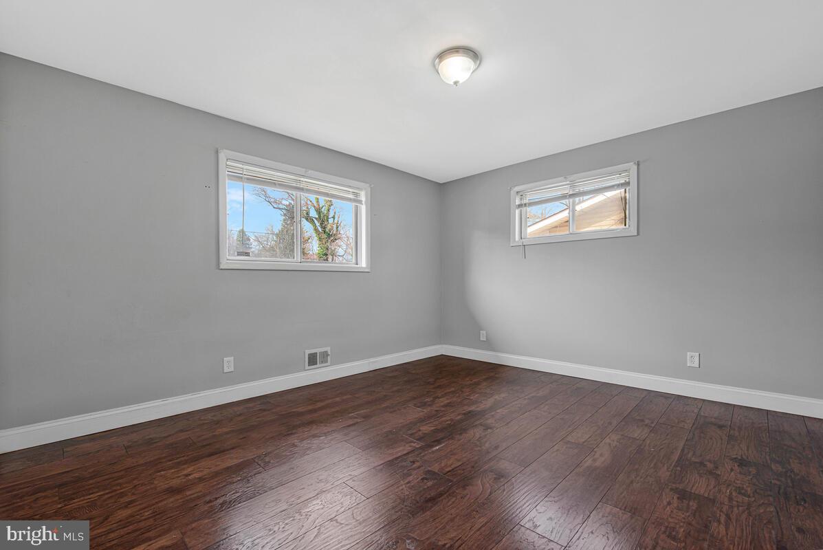 RITCHIE HEIGHTS - Residential