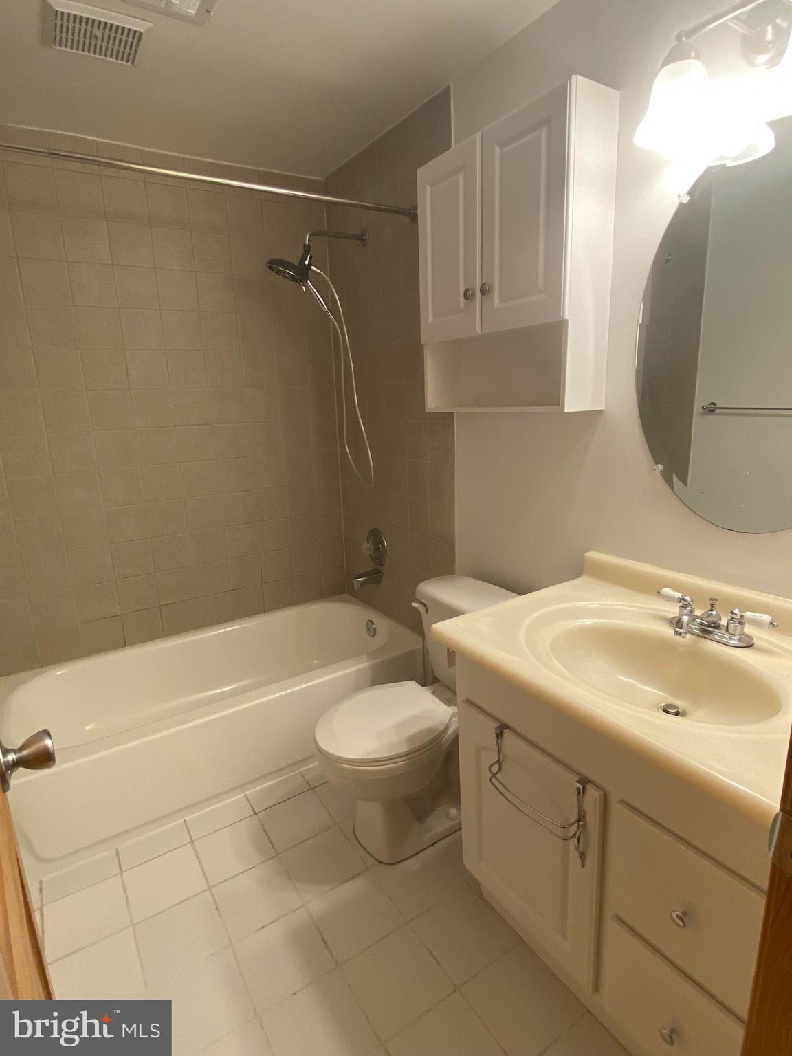 WOODSIDE VILLAGE - Residential