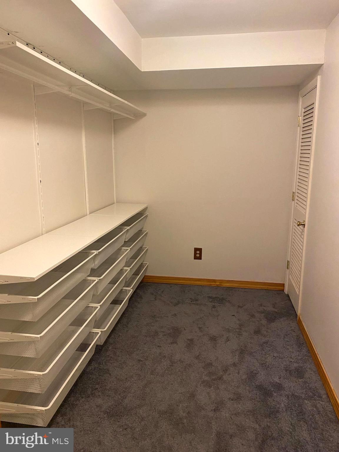 WOODSIDE VILLAGE - Residential