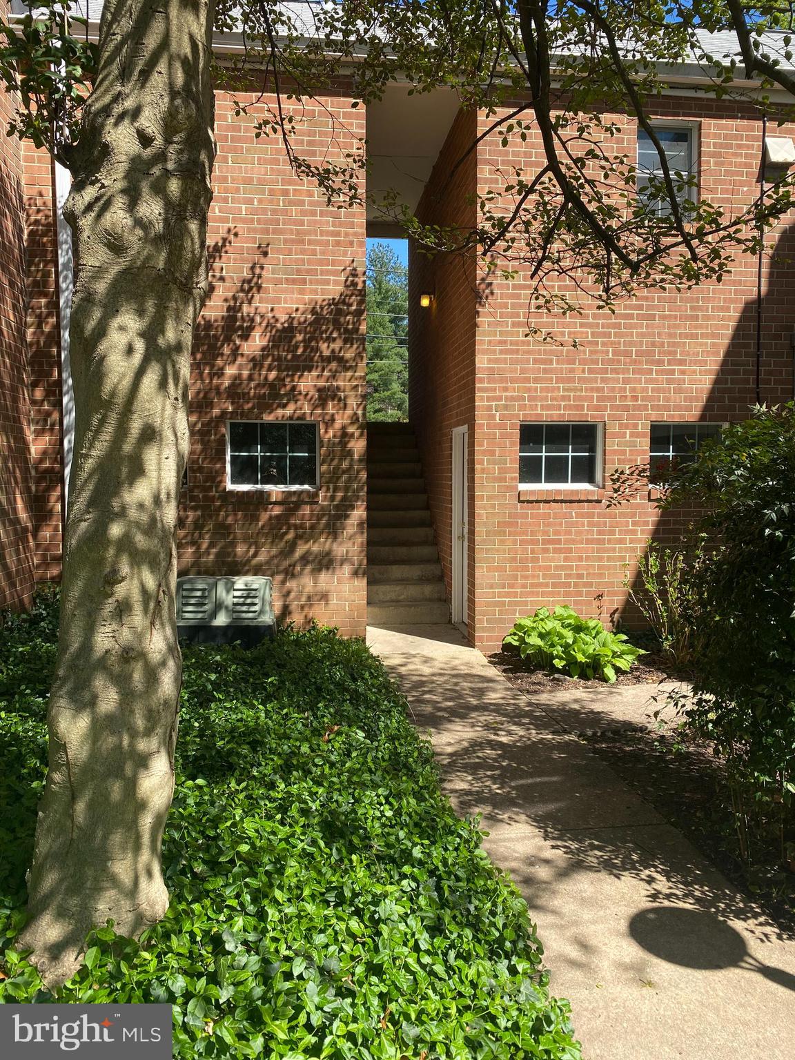 WOODSIDE VILLAGE - Residential