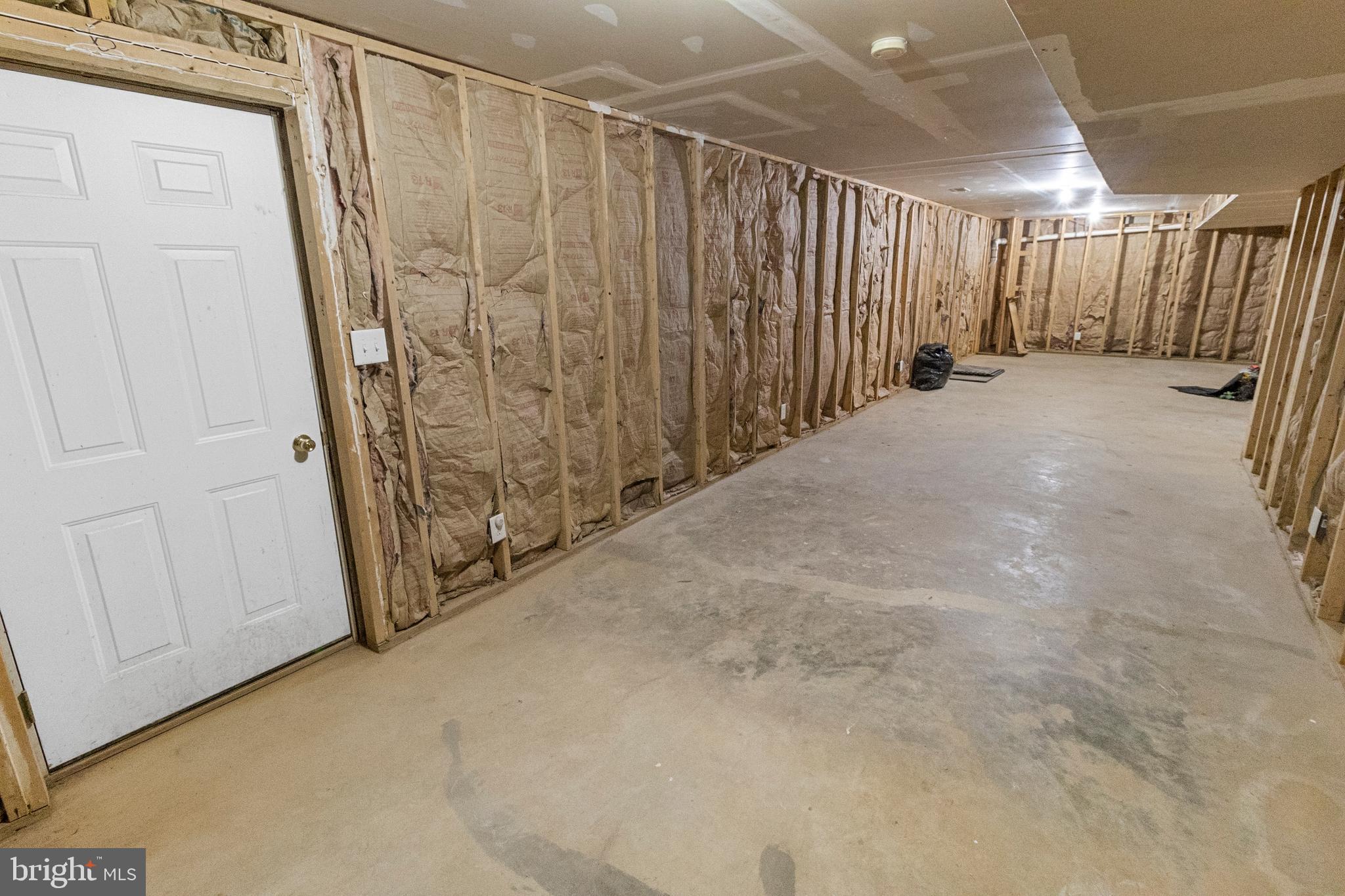 APPLE KNOLLS ESTATES - Residential