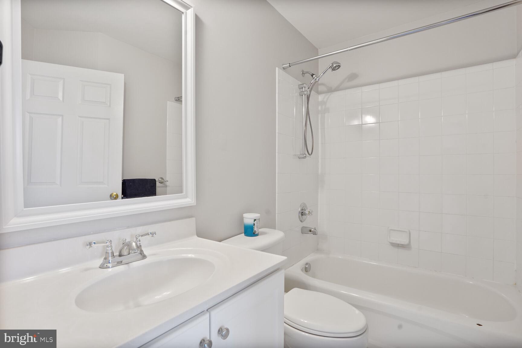 DOMINION VALLEY COUNTRY CLUB - Residential