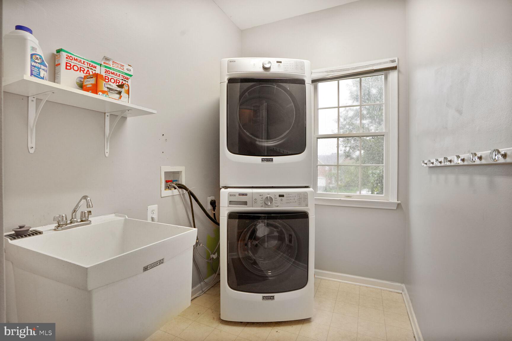 DOMINION VALLEY COUNTRY CLUB - Residential