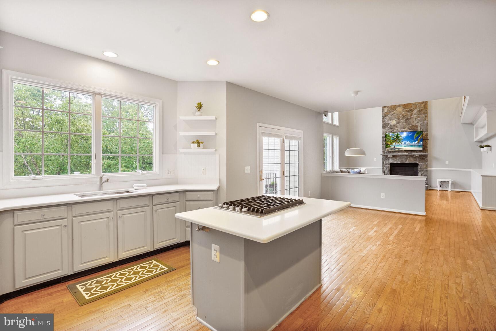 DOMINION VALLEY COUNTRY CLUB - Residential