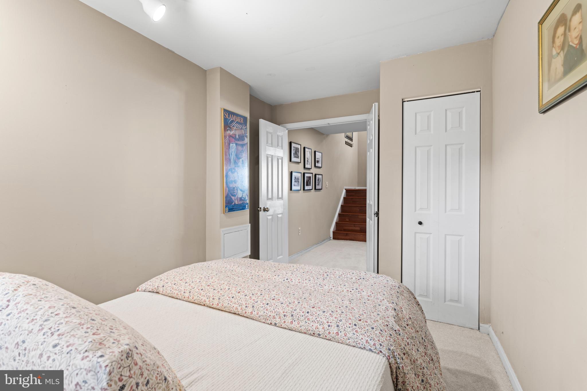 CROFTON MEADOWS - Residential