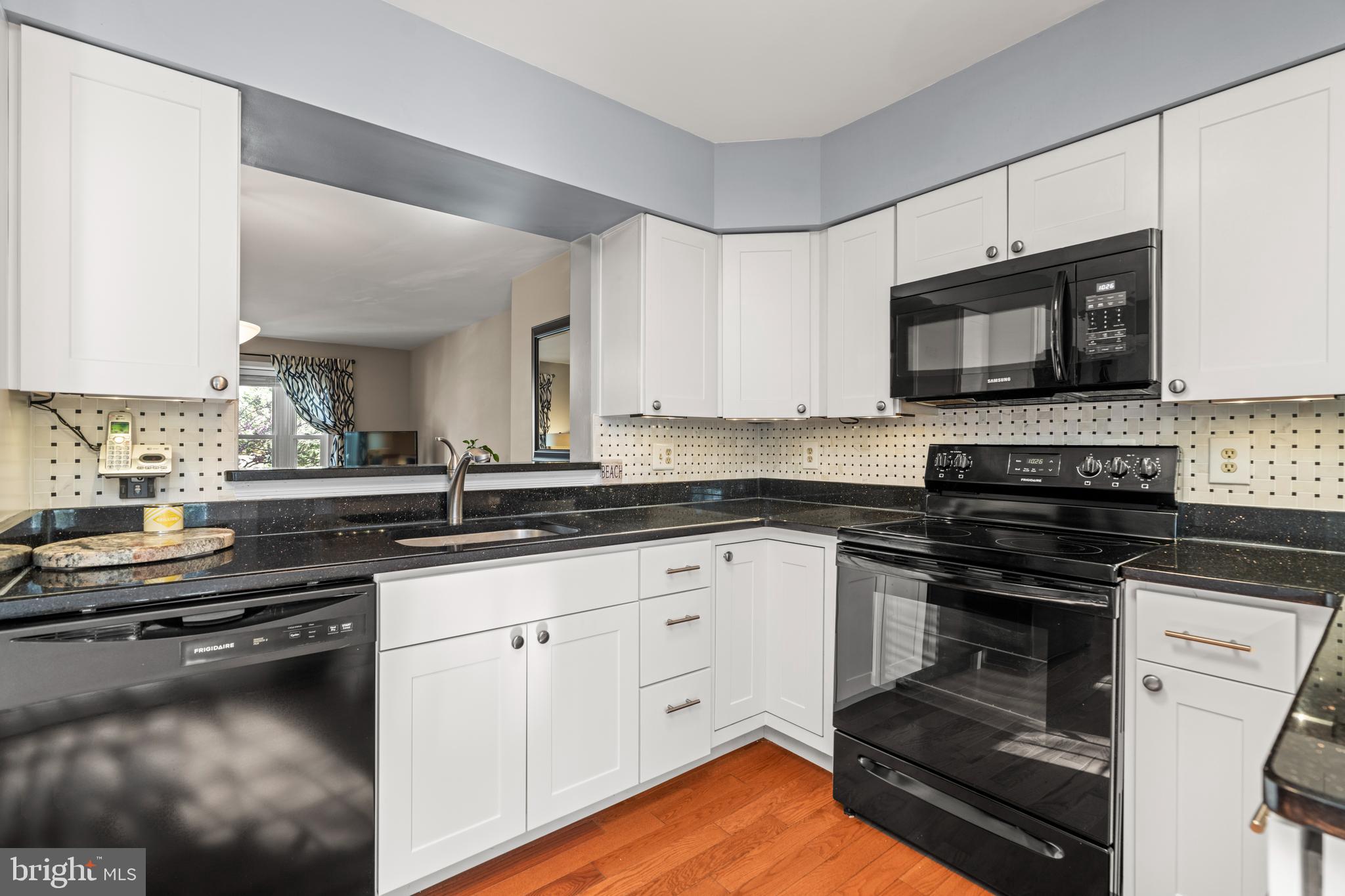 CROFTON MEADOWS - Residential