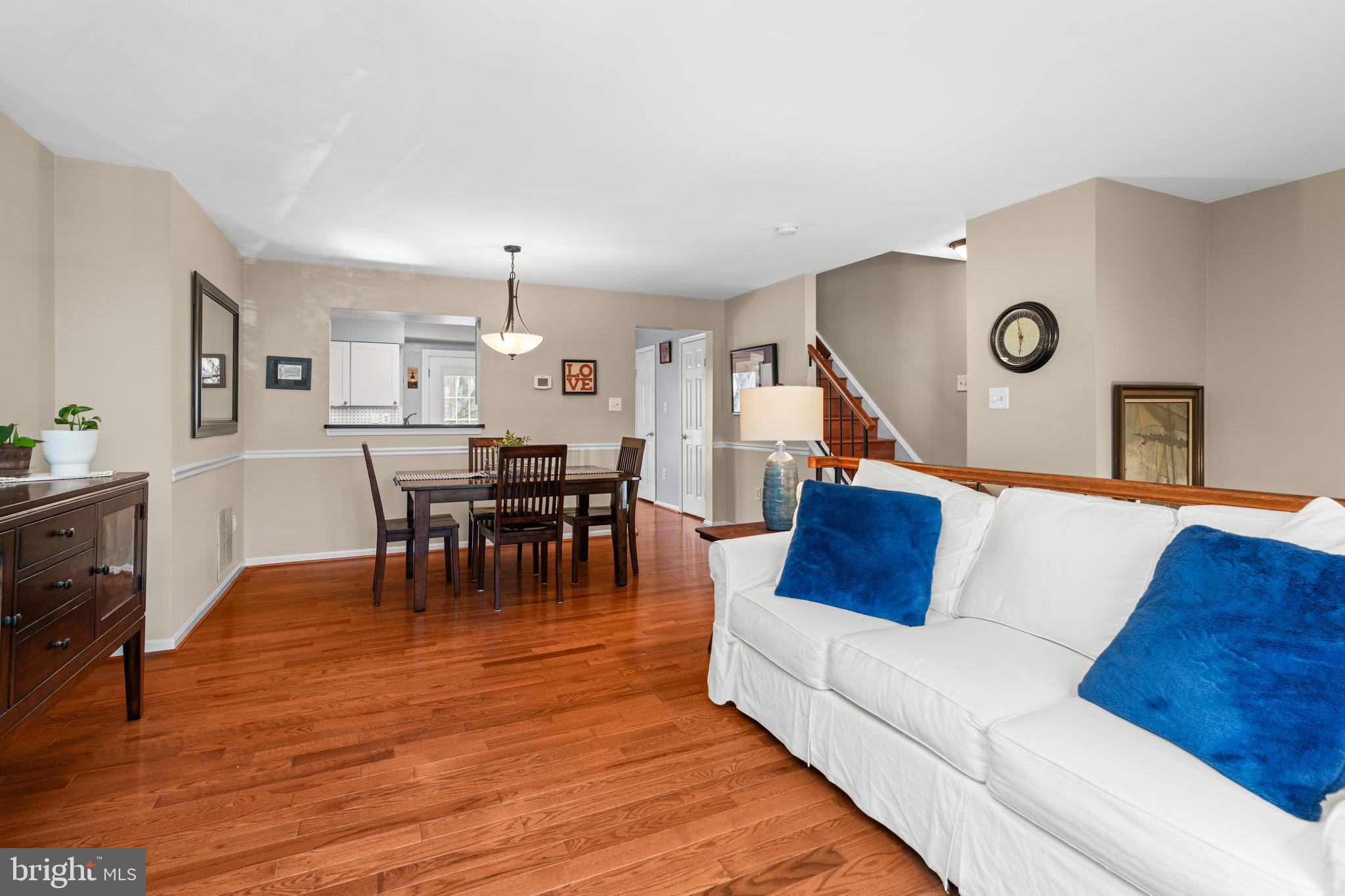 CROFTON MEADOWS - Residential