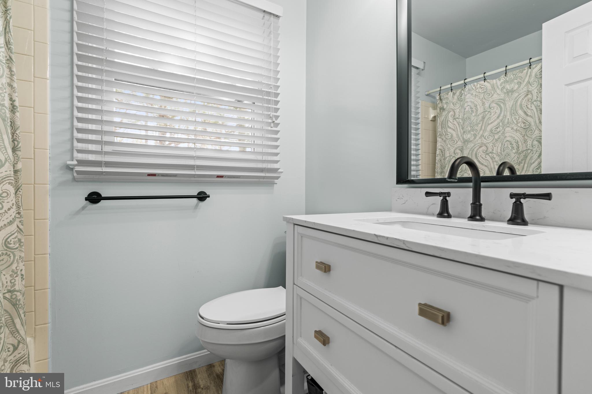 CROFTON MEADOWS - Residential