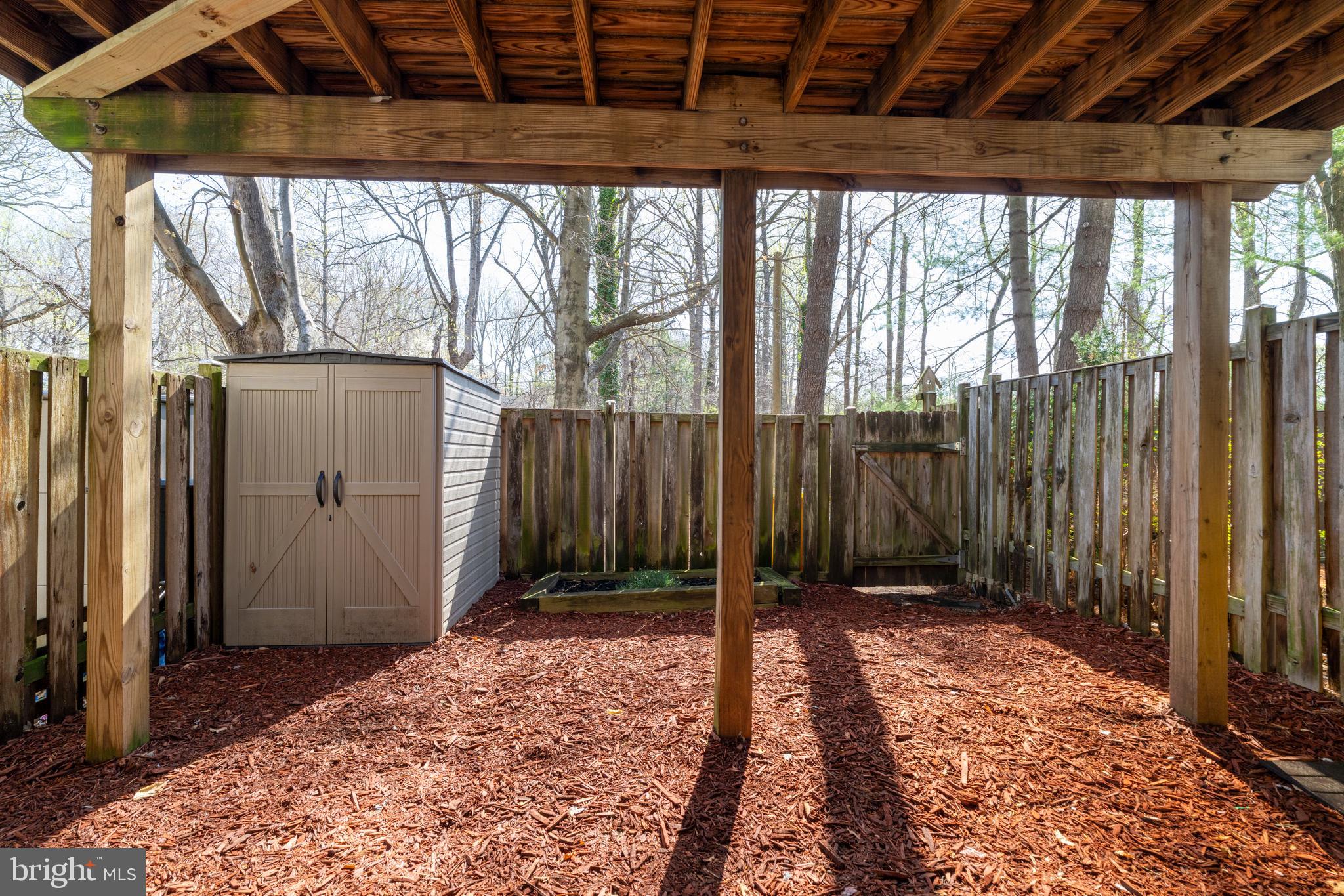 CROFTON MEADOWS - Residential