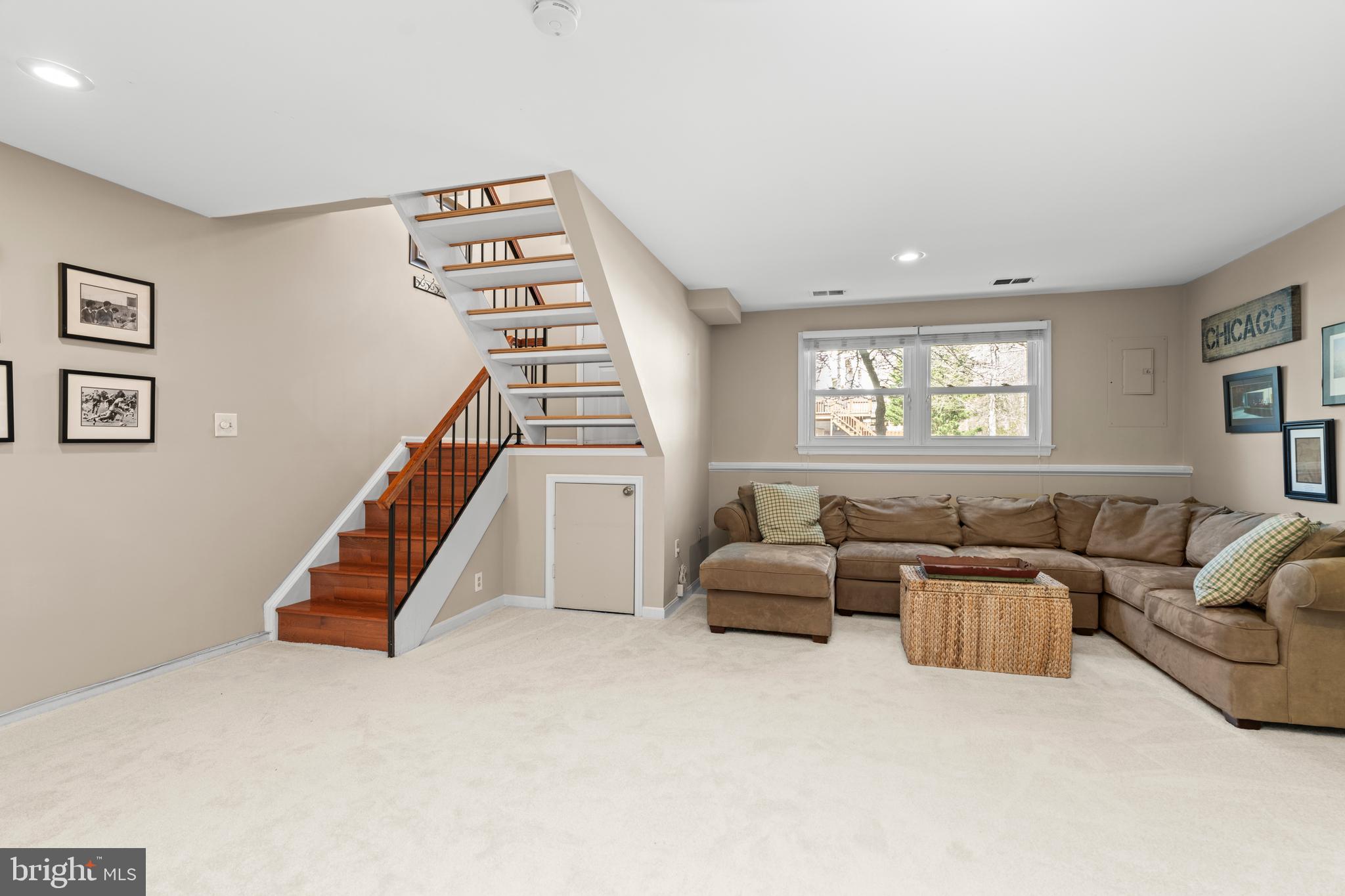 CROFTON MEADOWS - Residential