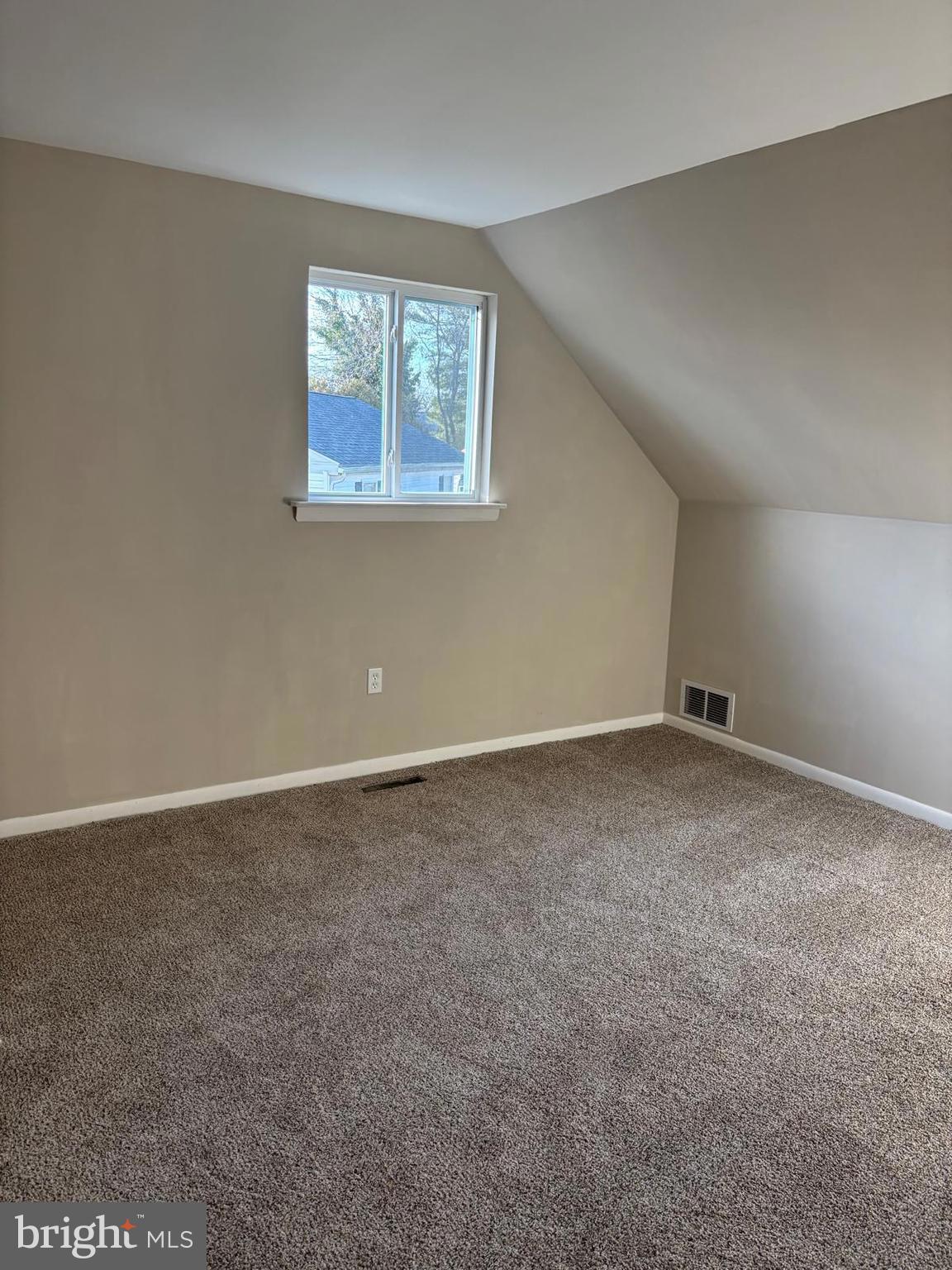 THOMSON ESTATES - Residential