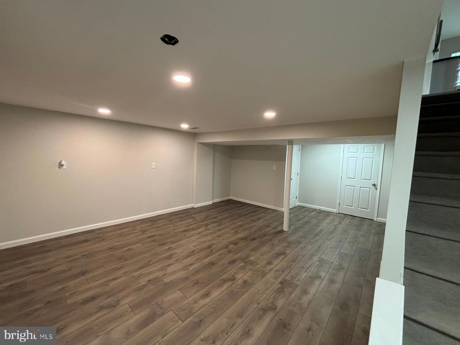 THOMSON ESTATES - Residential