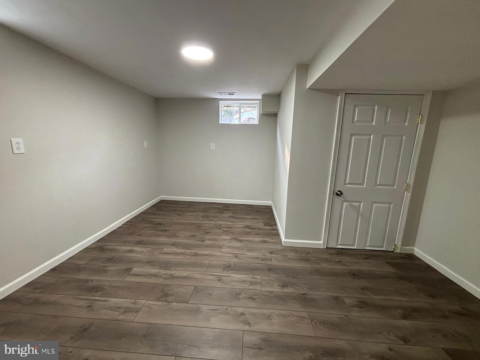 THOMSON ESTATES - Residential