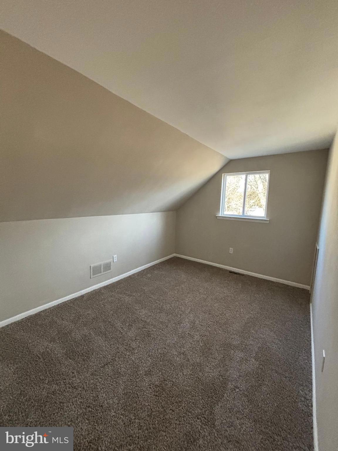 THOMSON ESTATES - Residential