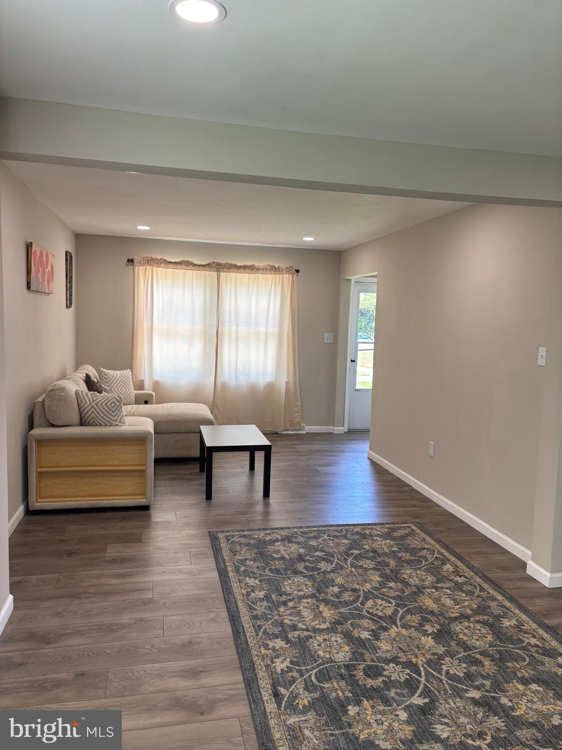 THOMSON ESTATES - Residential