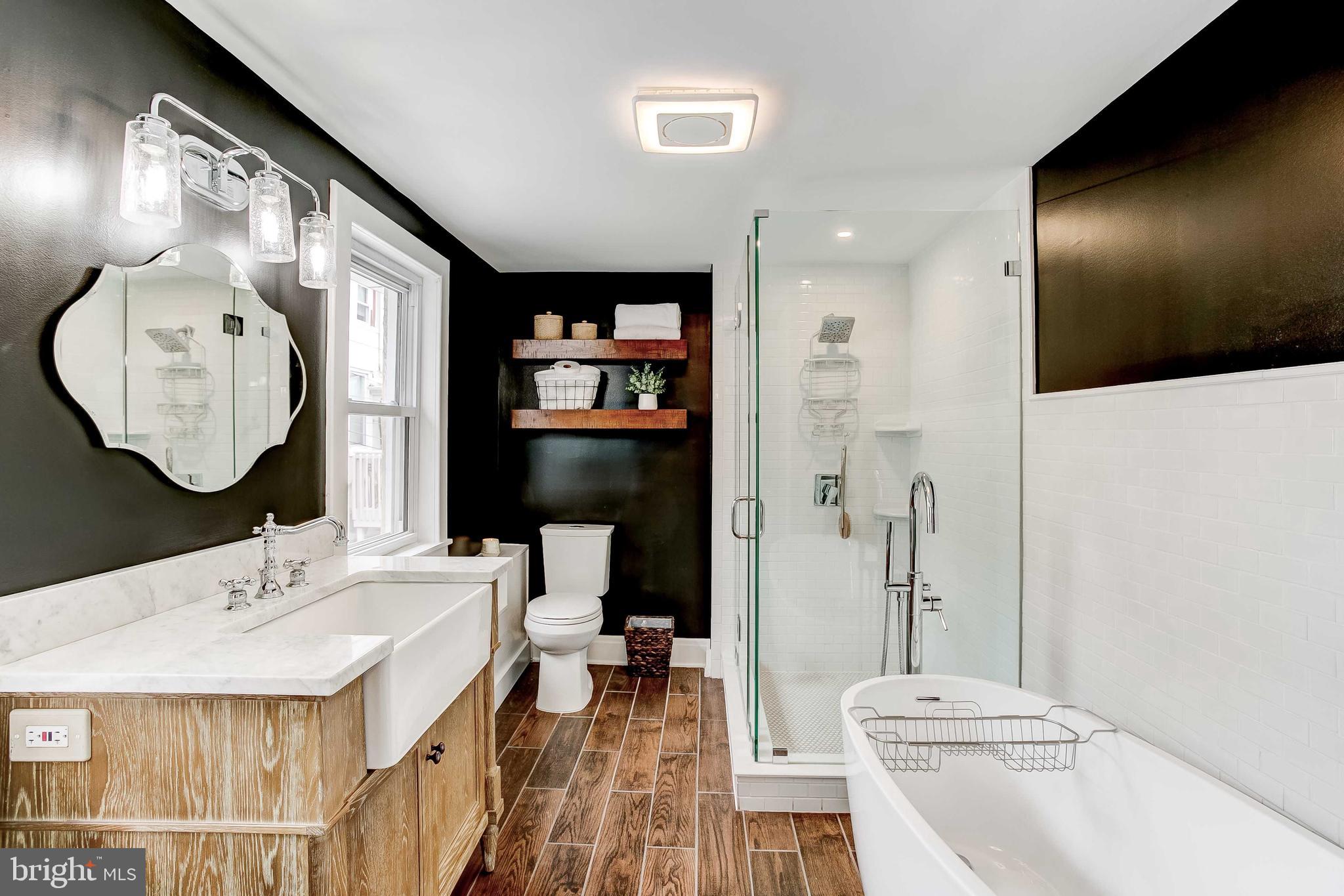 LITTLE ITALY - Residential