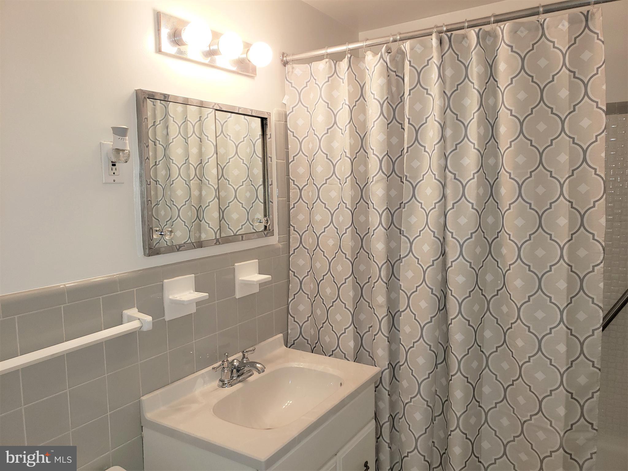 GROSVENOR PARK - Residential Lease