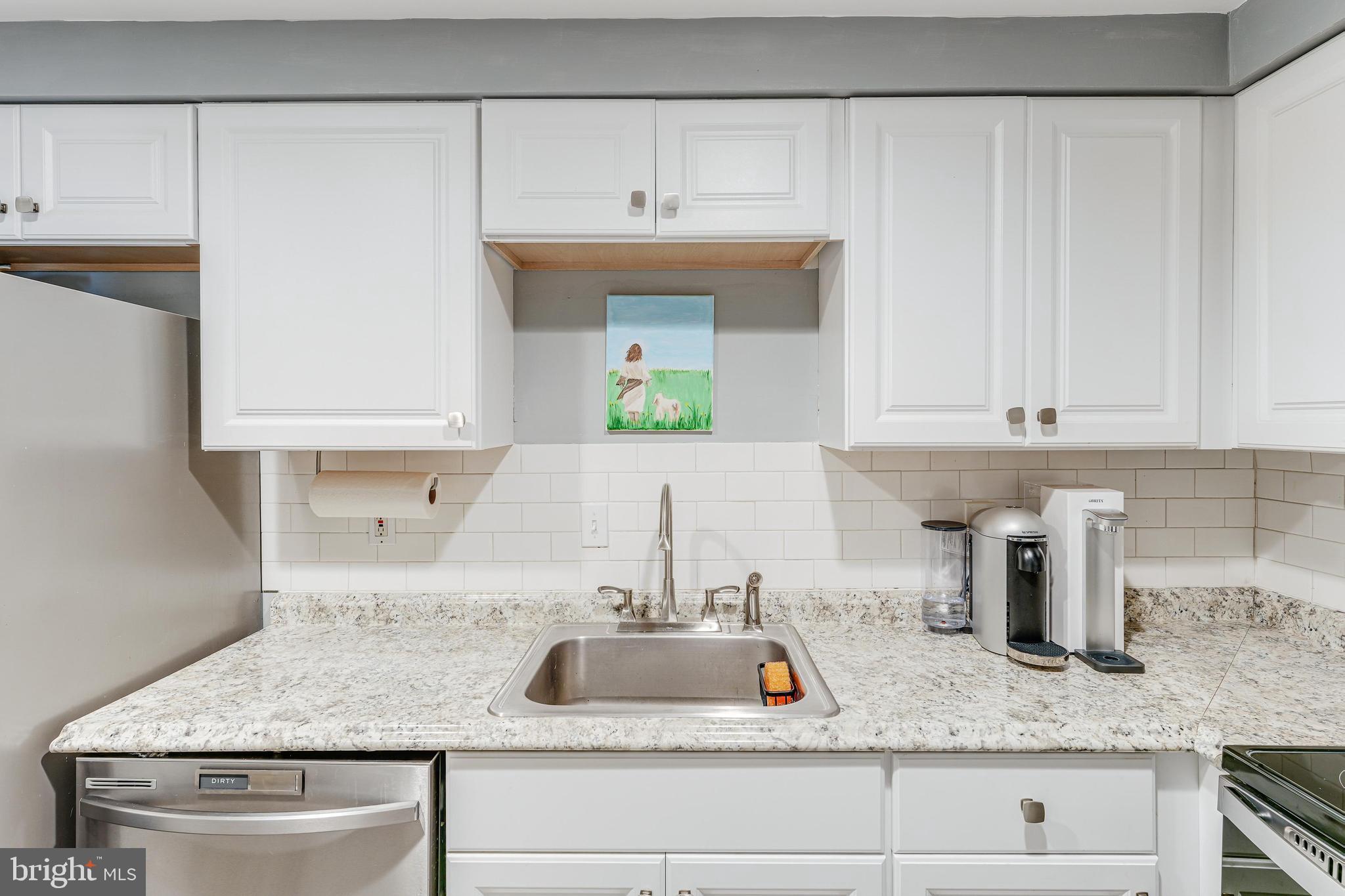 COLONIES AT MCLEAN - Residential