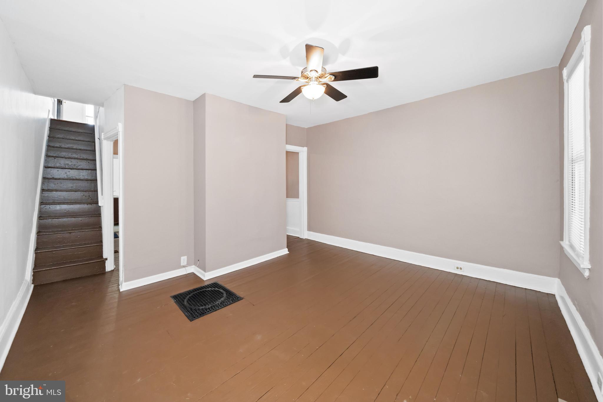 ELKTON - Residential