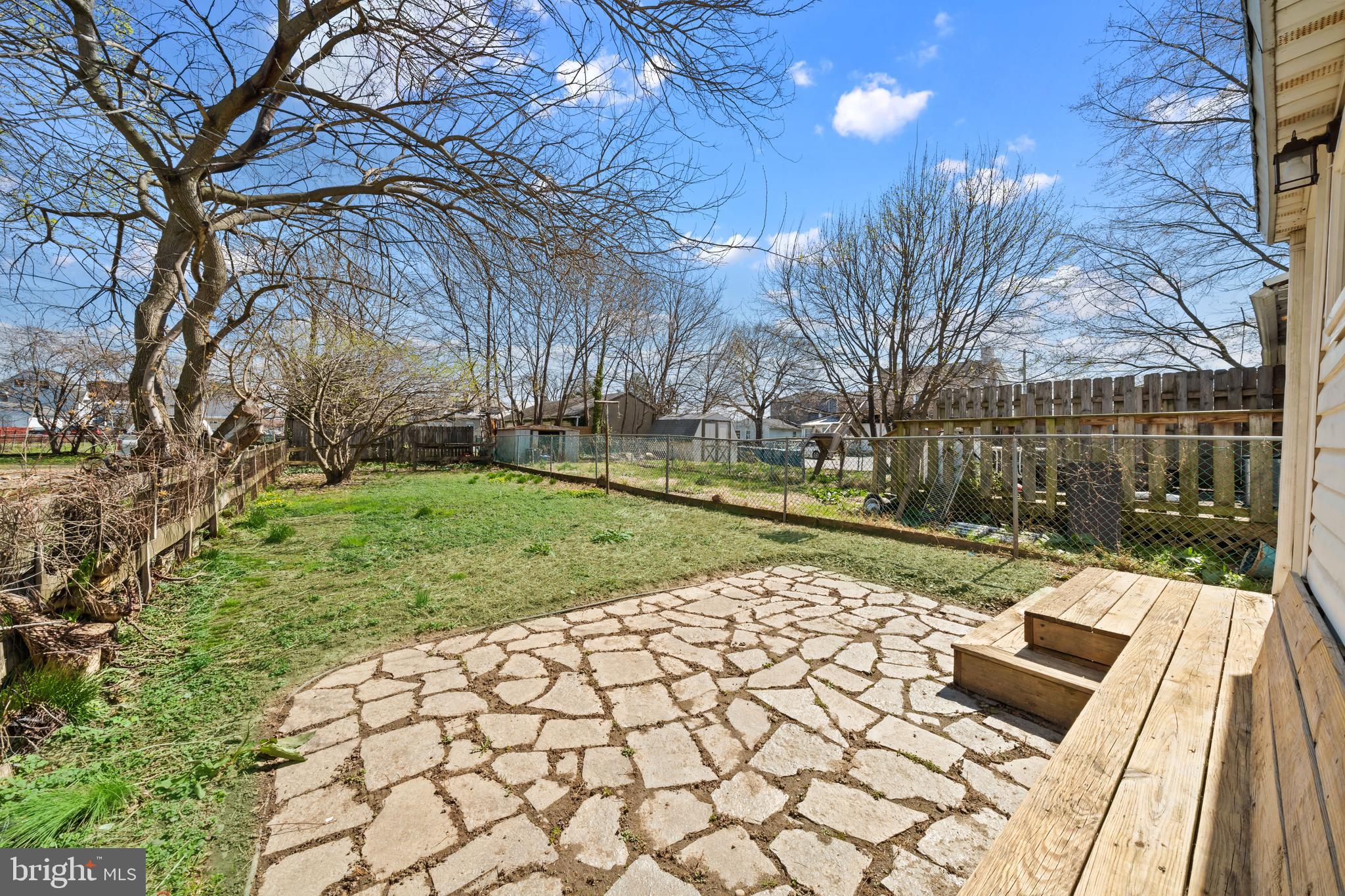 ELKTON - Residential