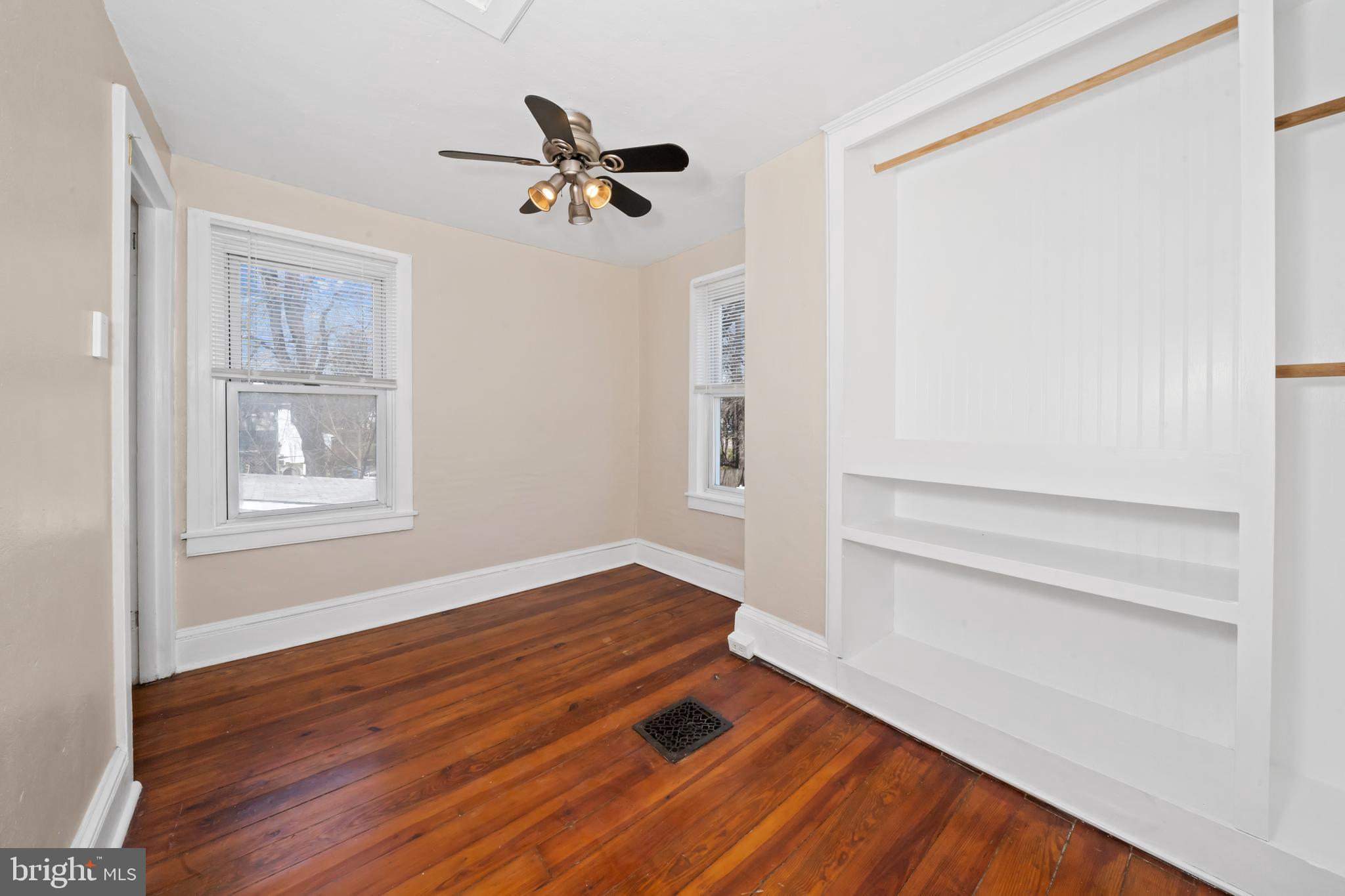 ELKTON - Residential