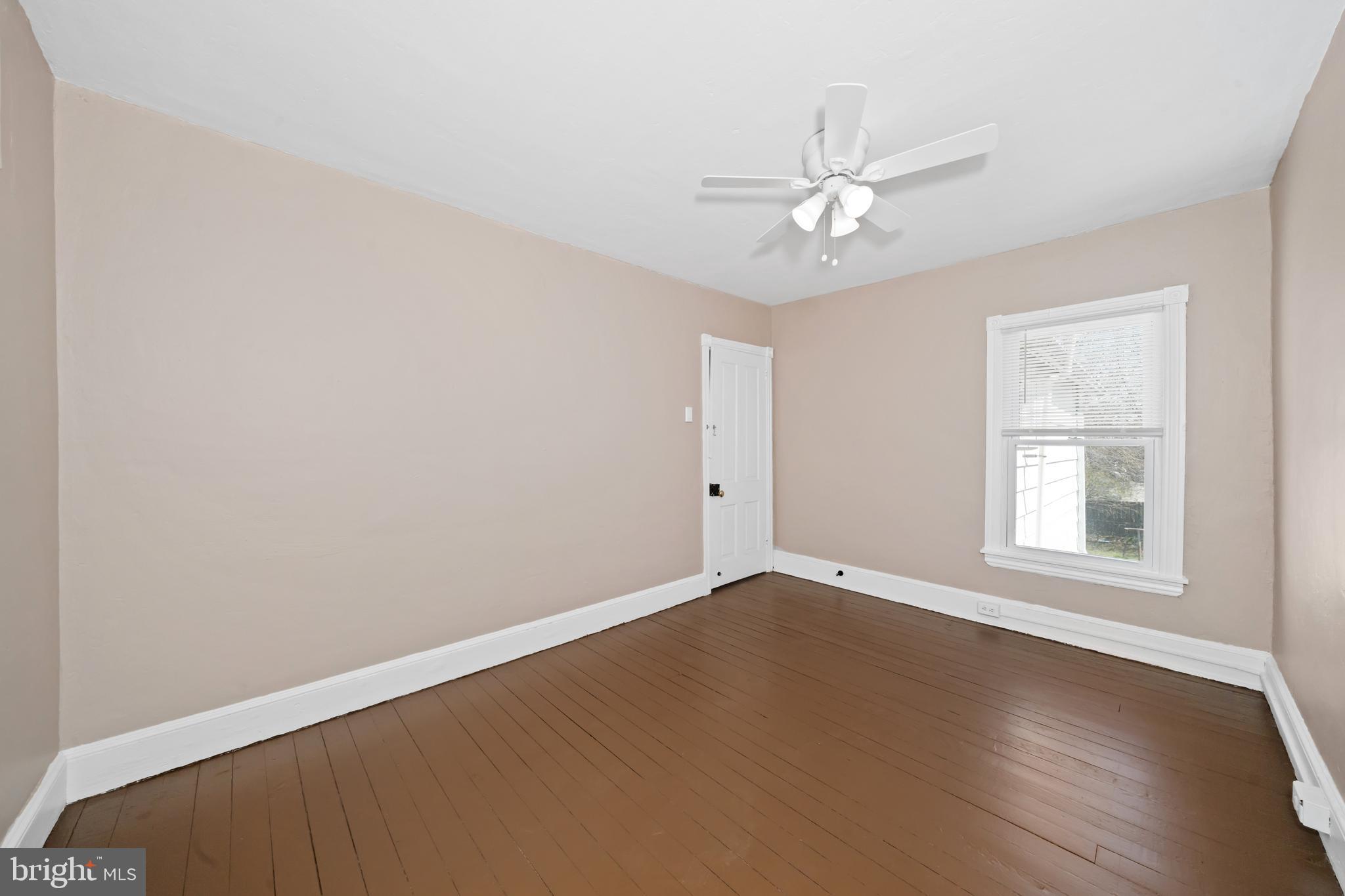 ELKTON - Residential