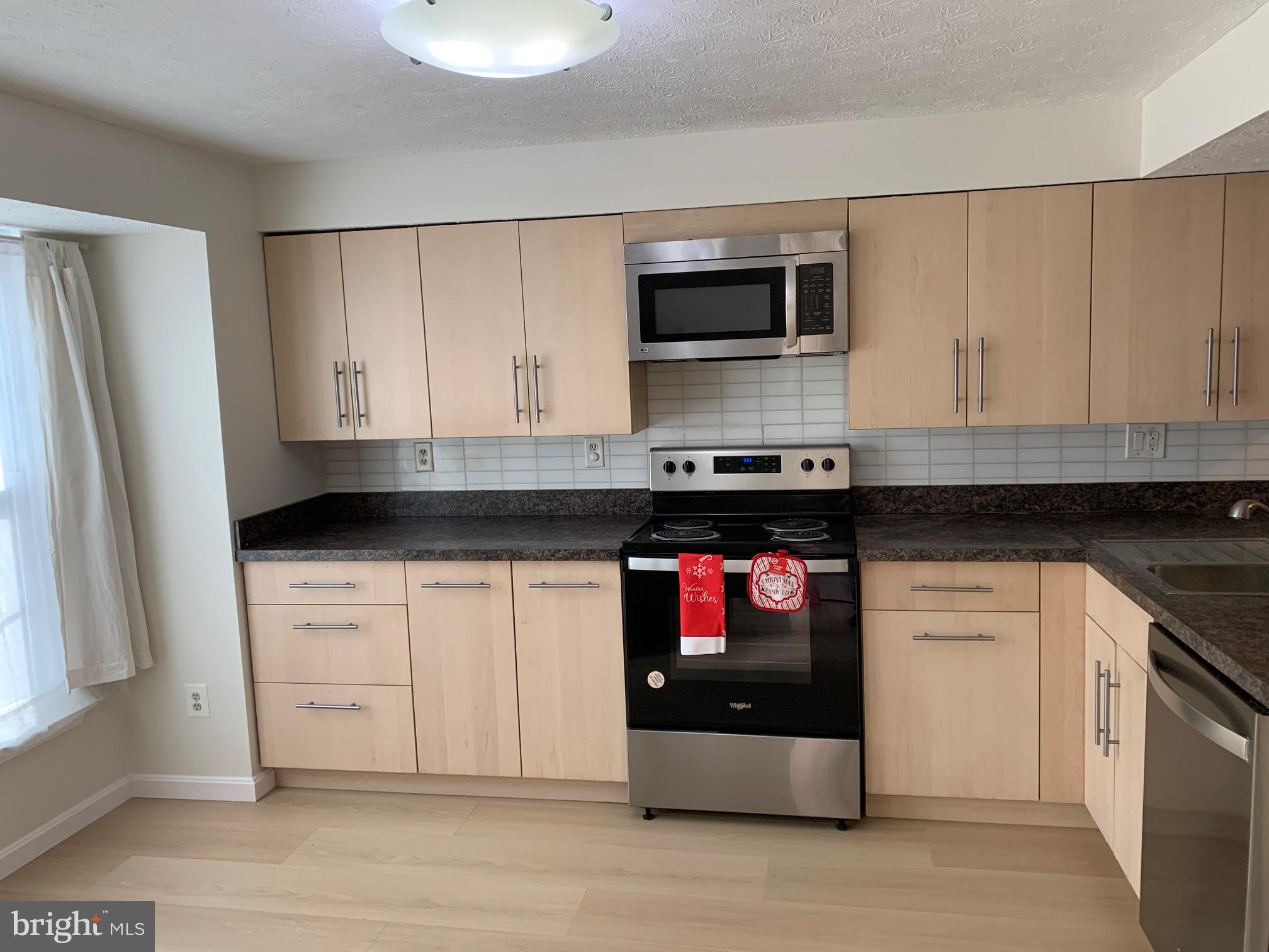 RIDGEVIEW ESTATES ADDITION - Residential Lease