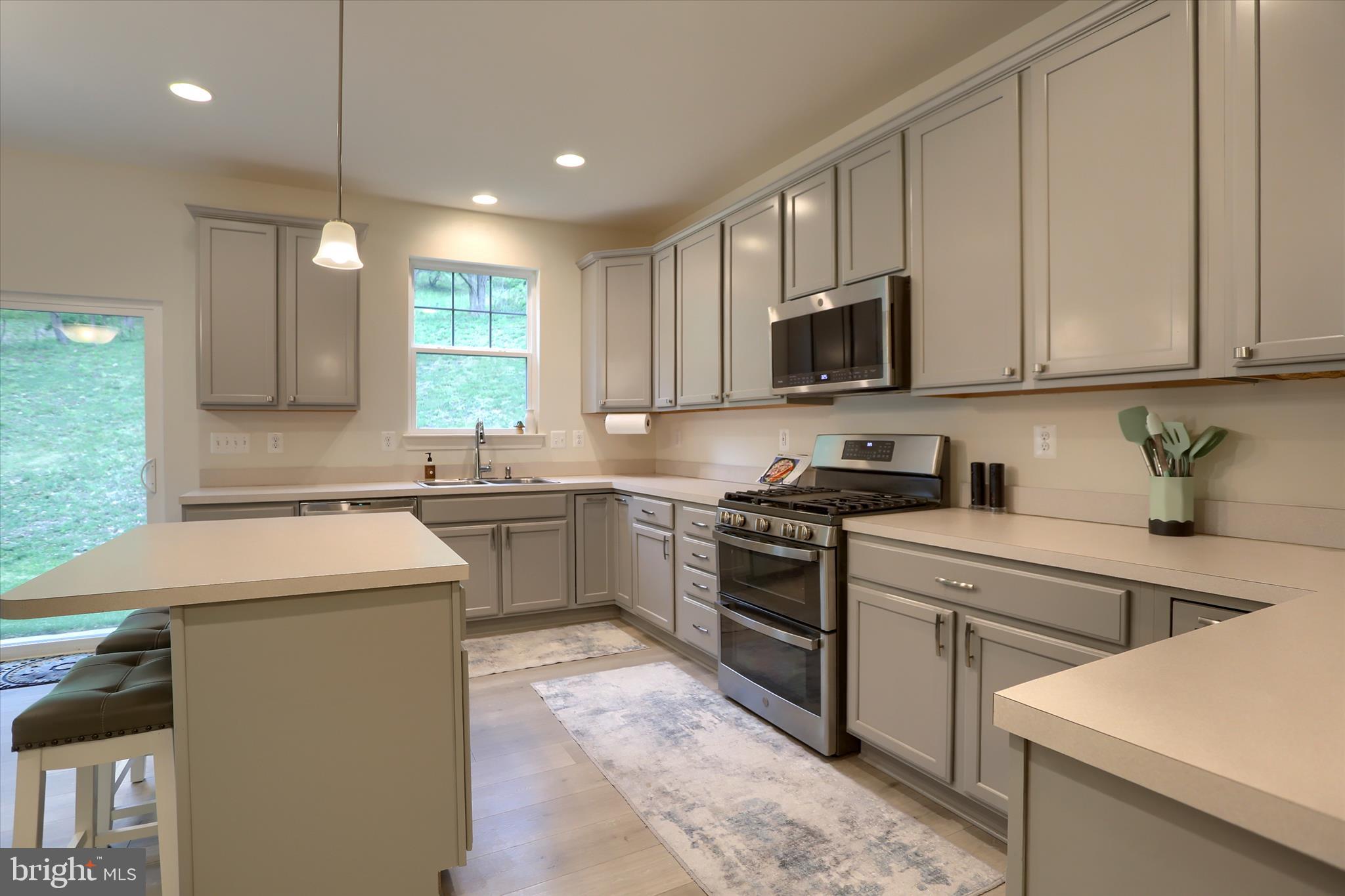 BRIARCLIFF - Residential