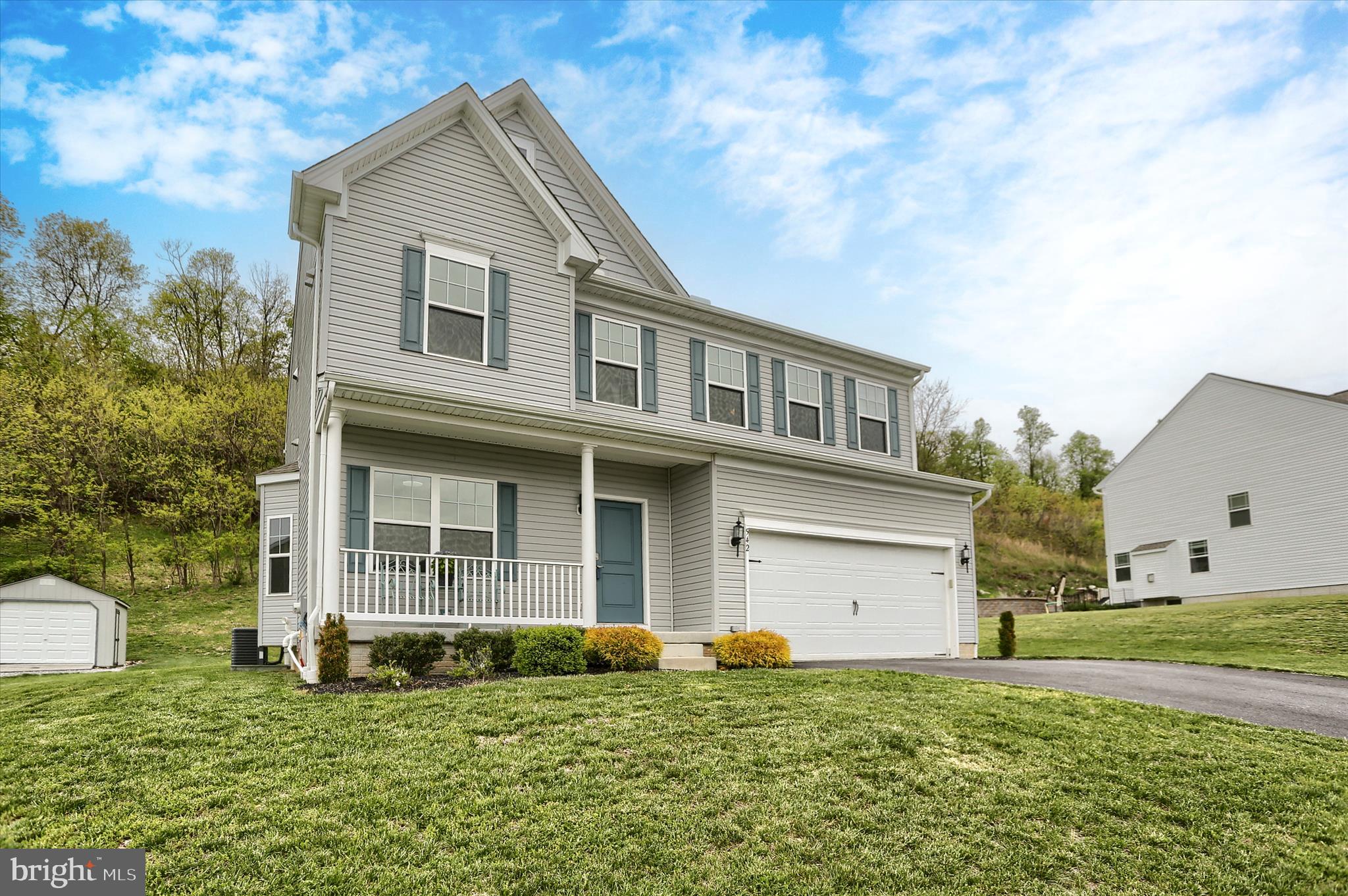 BRIARCLIFF - Residential