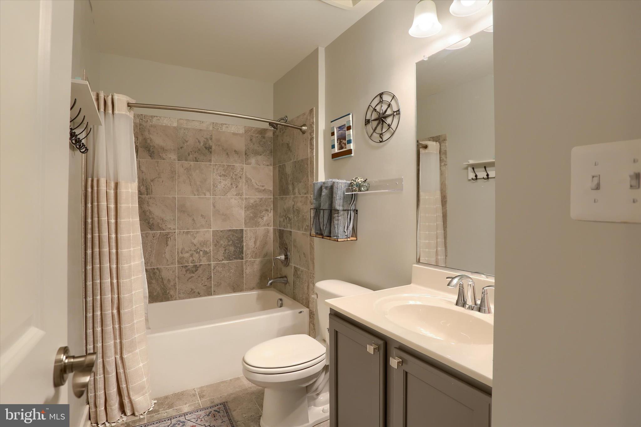 BRIARCLIFF - Residential