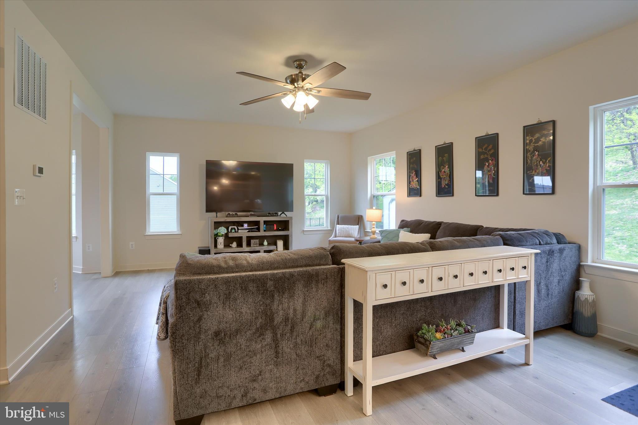 BRIARCLIFF - Residential