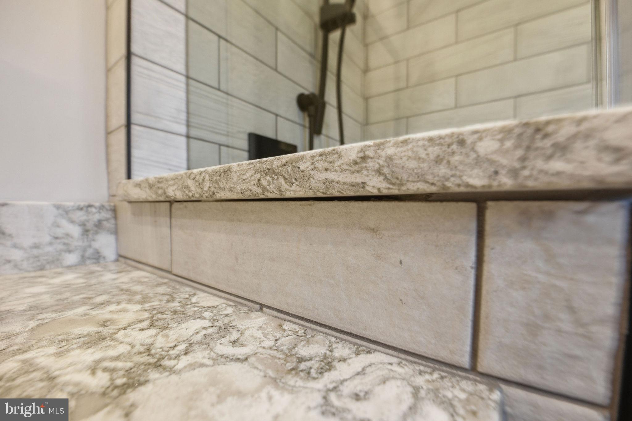 WHISPERING WOODS - Residential