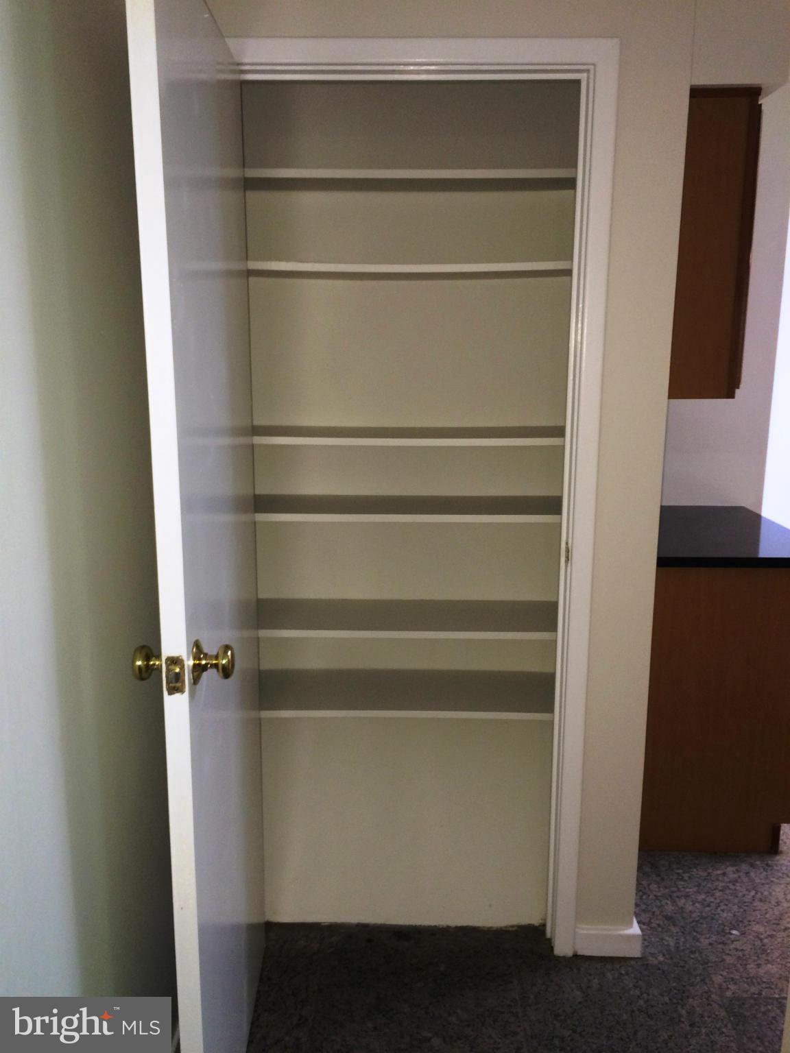 RESTON - Residential Lease