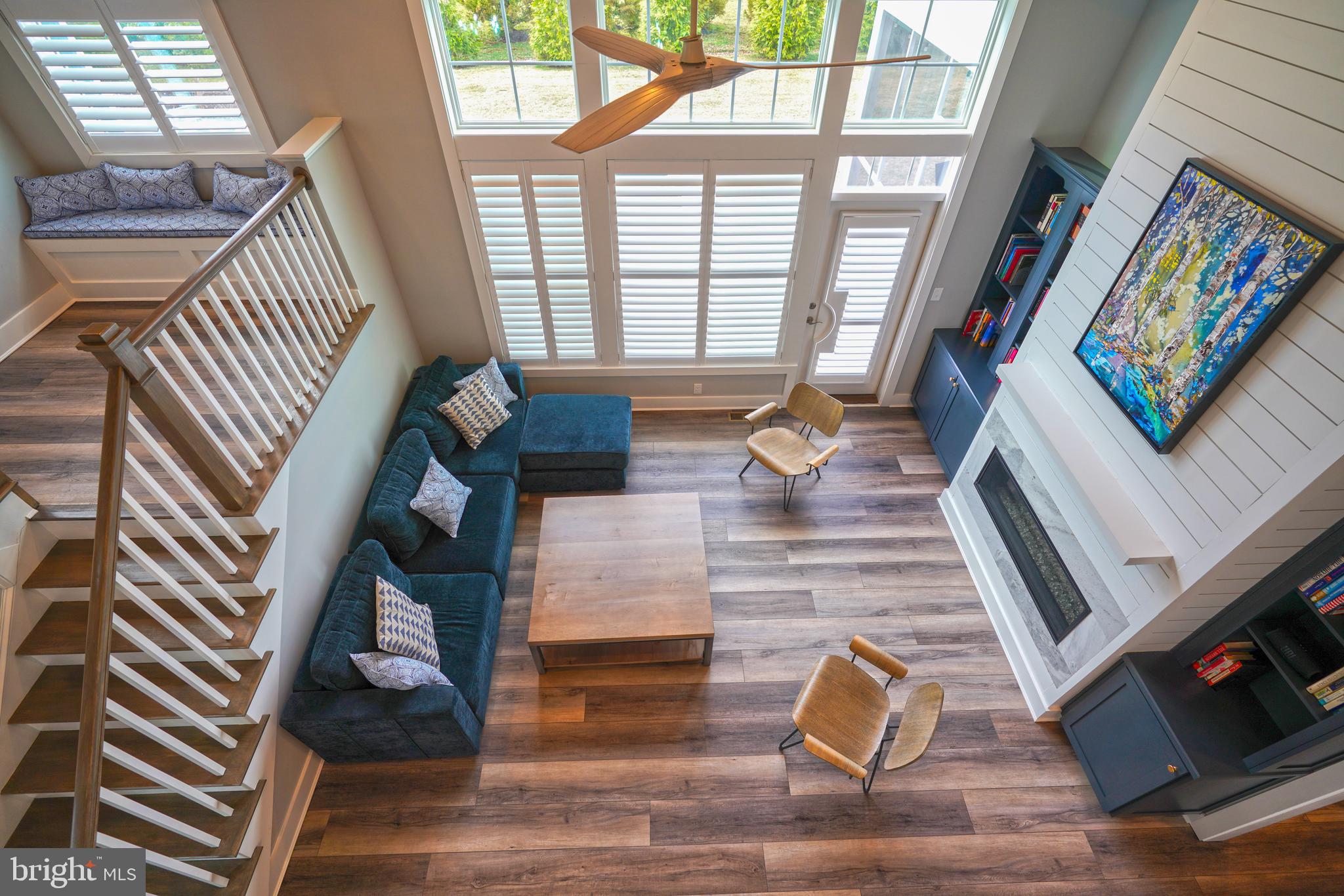 GOVERNORS - Residential