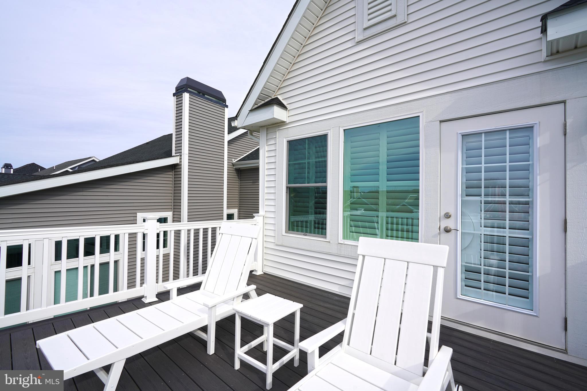 GOVERNORS - Residential