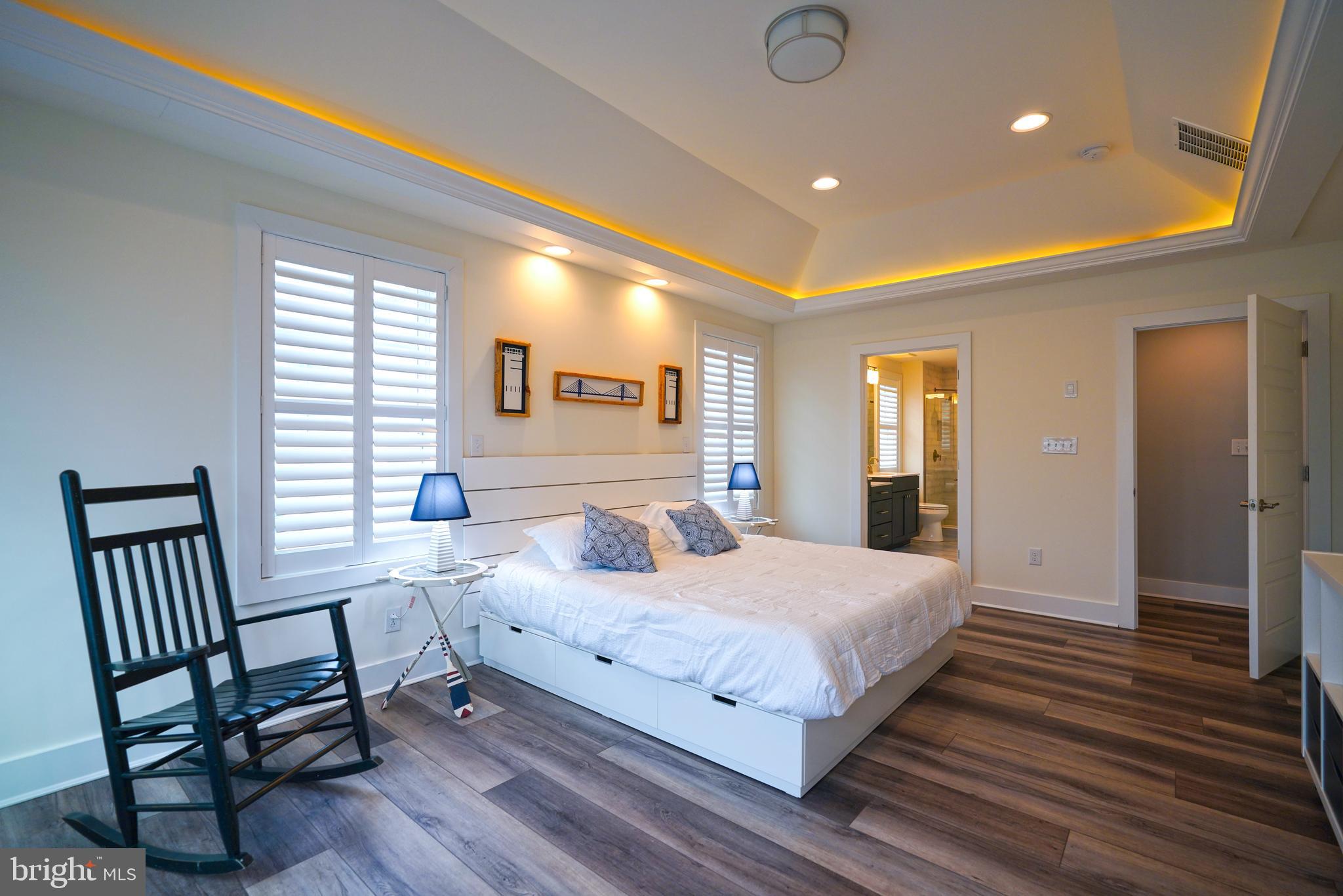 GOVERNORS - Residential