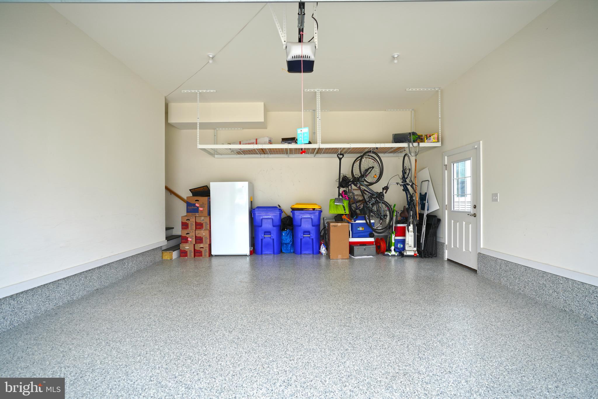 GOVERNORS - Residential