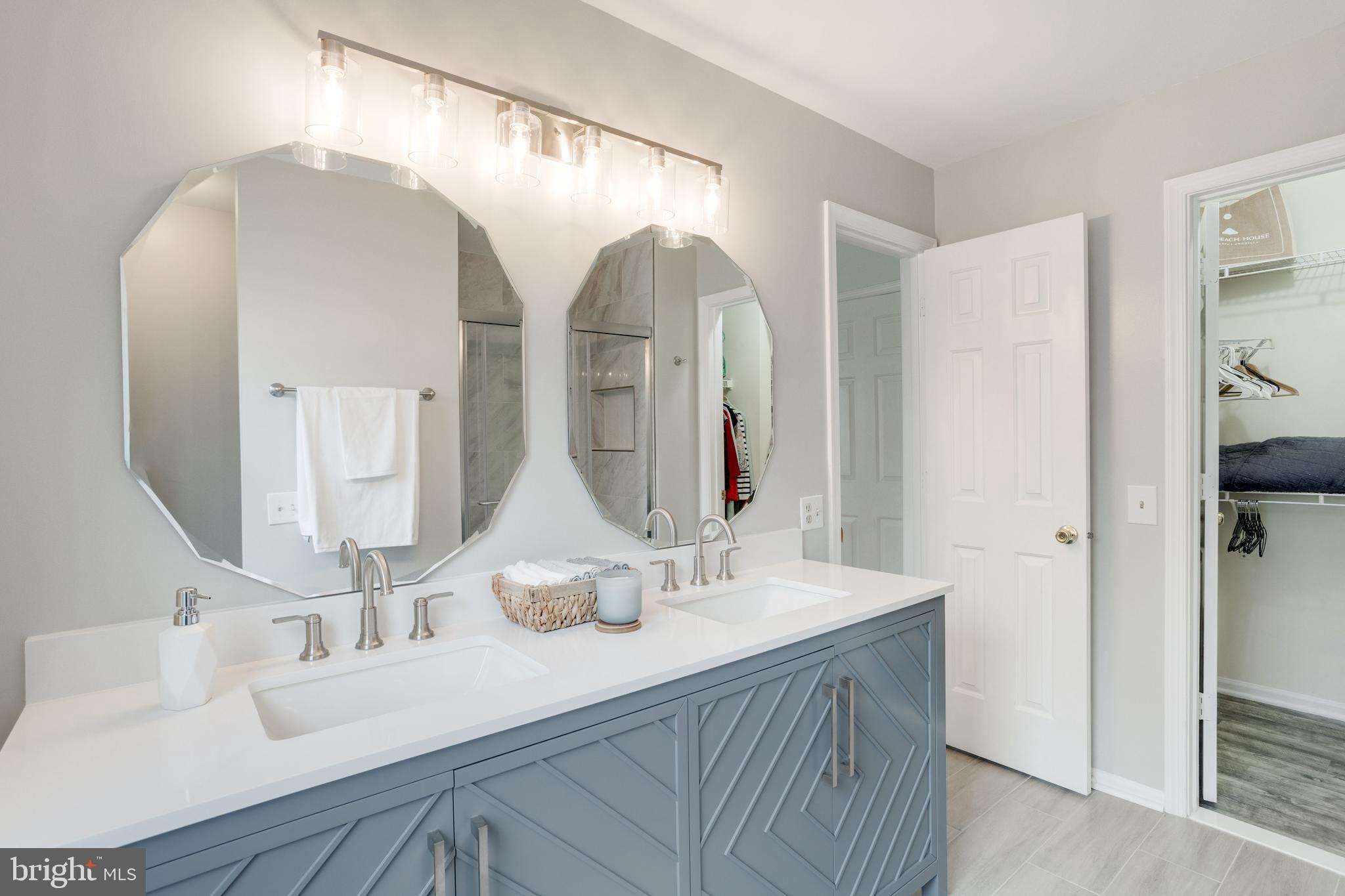 FOXRIDGE - Residential