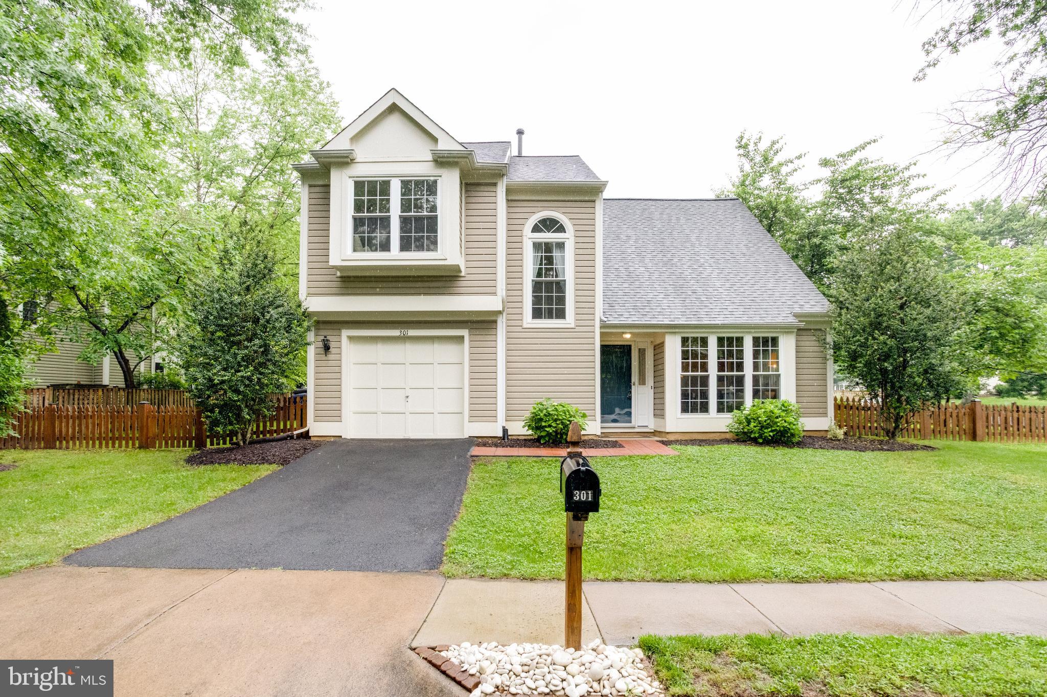 FOXRIDGE - Residential