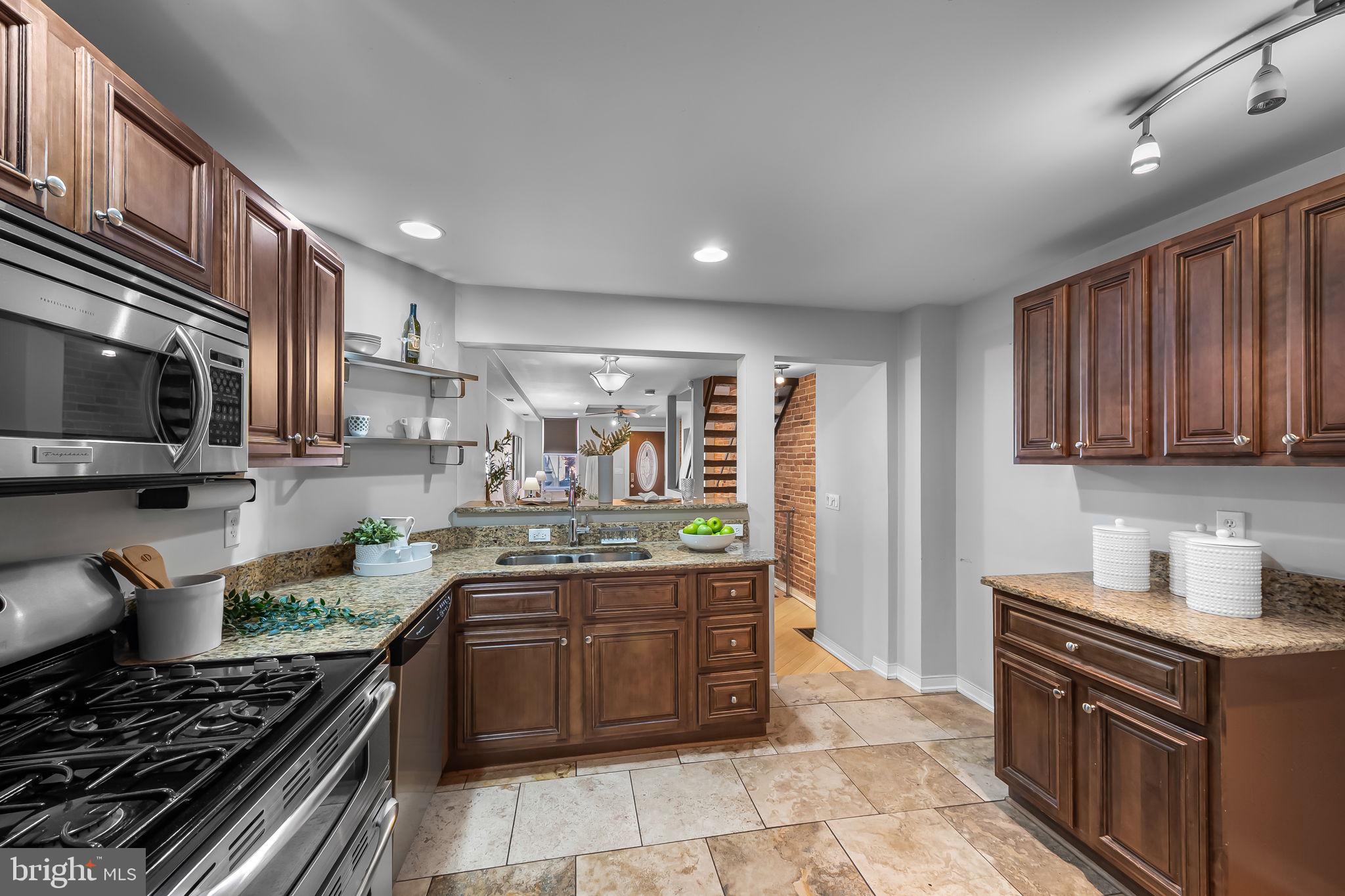 CANTON - Residential