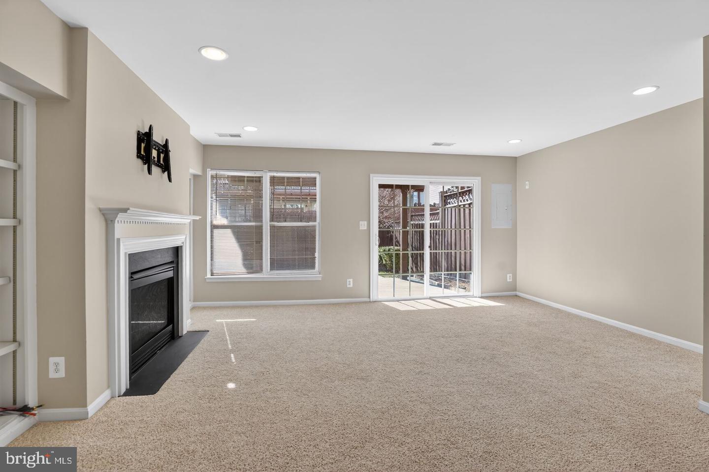 43265 SUNDERLEIGH SQUARE