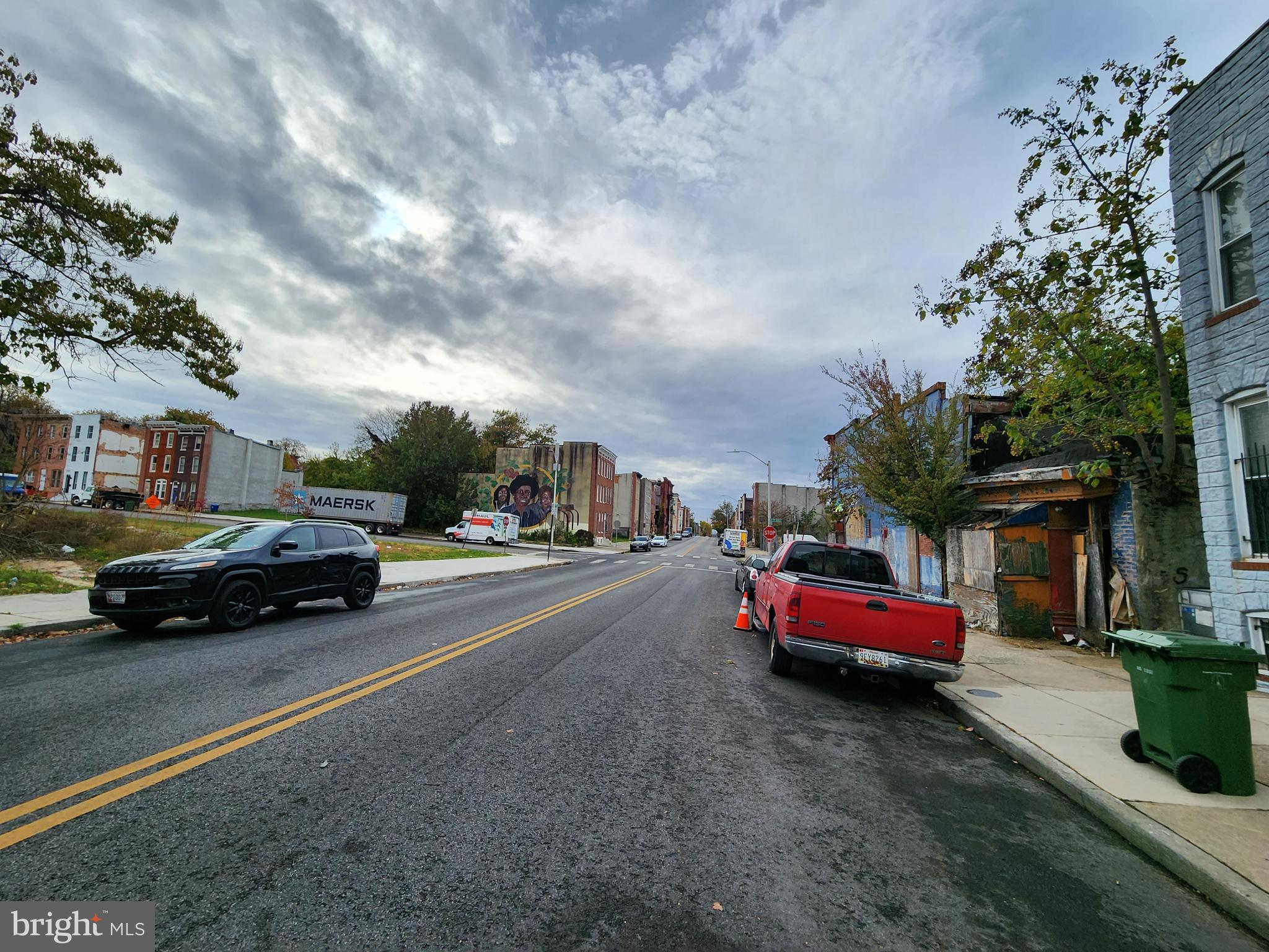 SANDTOWN-WINCHESTER - Residential