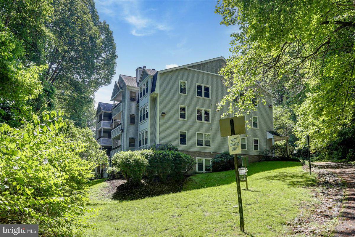 7718 LAFAYETTE FOREST DRIVE 23