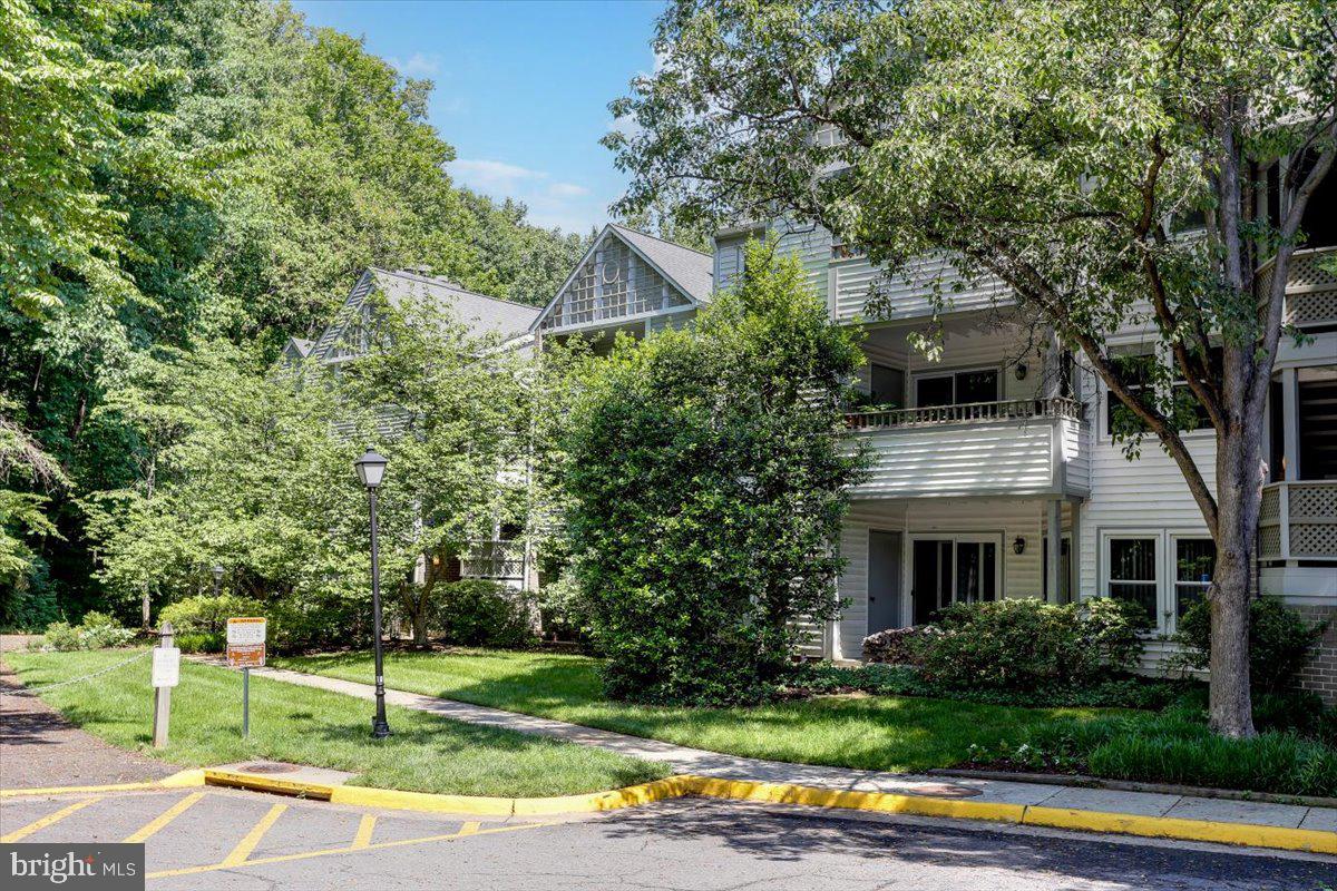 7718 LAFAYETTE FOREST DRIVE 23