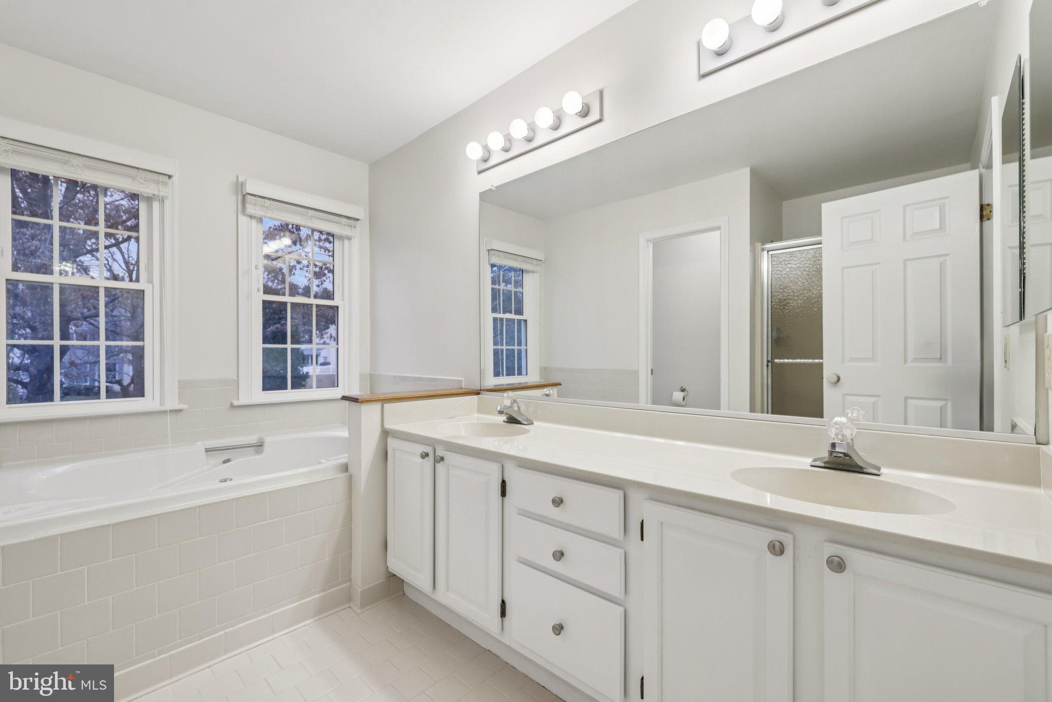 BRIDGEWATER - Residential