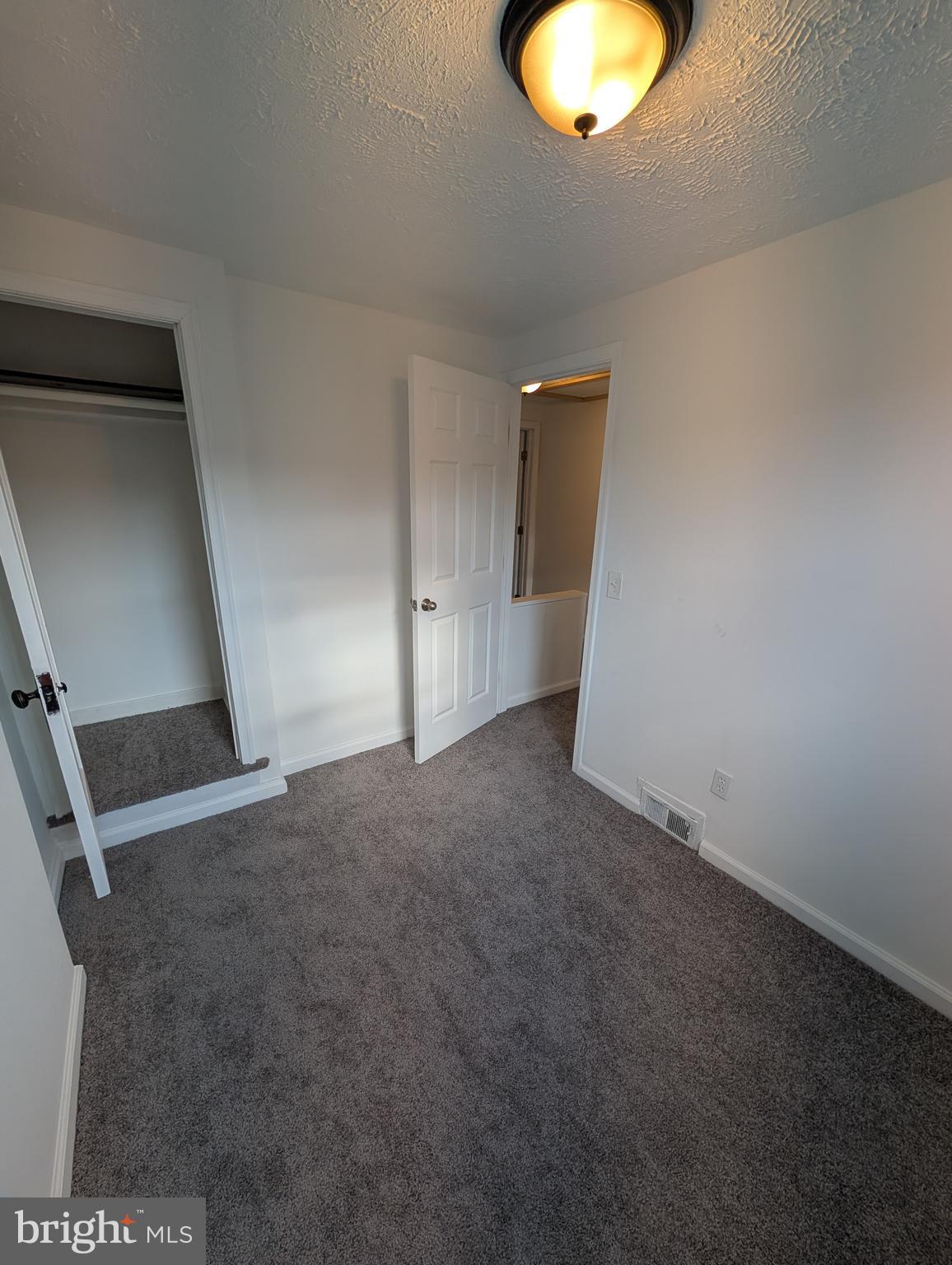 DUNDALK - Residential Lease