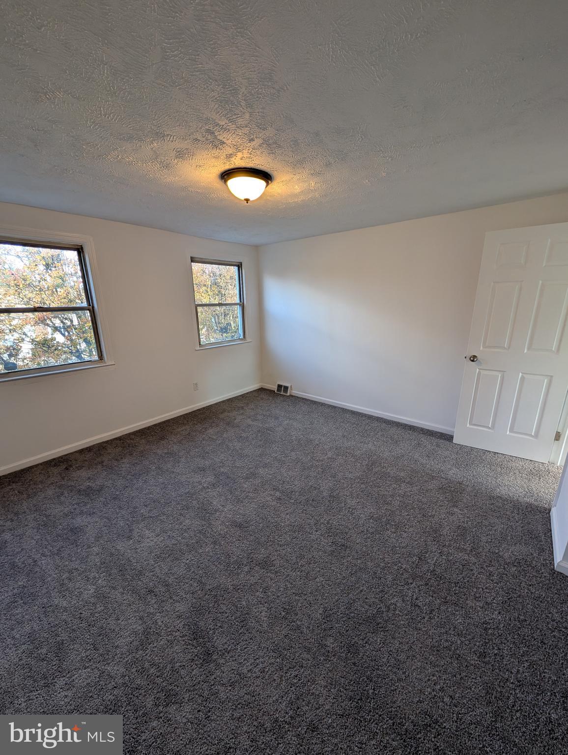 DUNDALK - Residential Lease