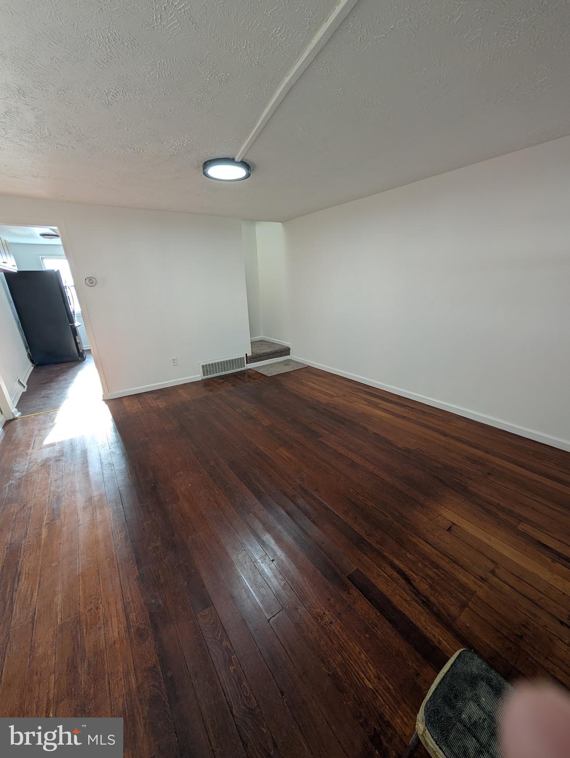 DUNDALK - Residential Lease