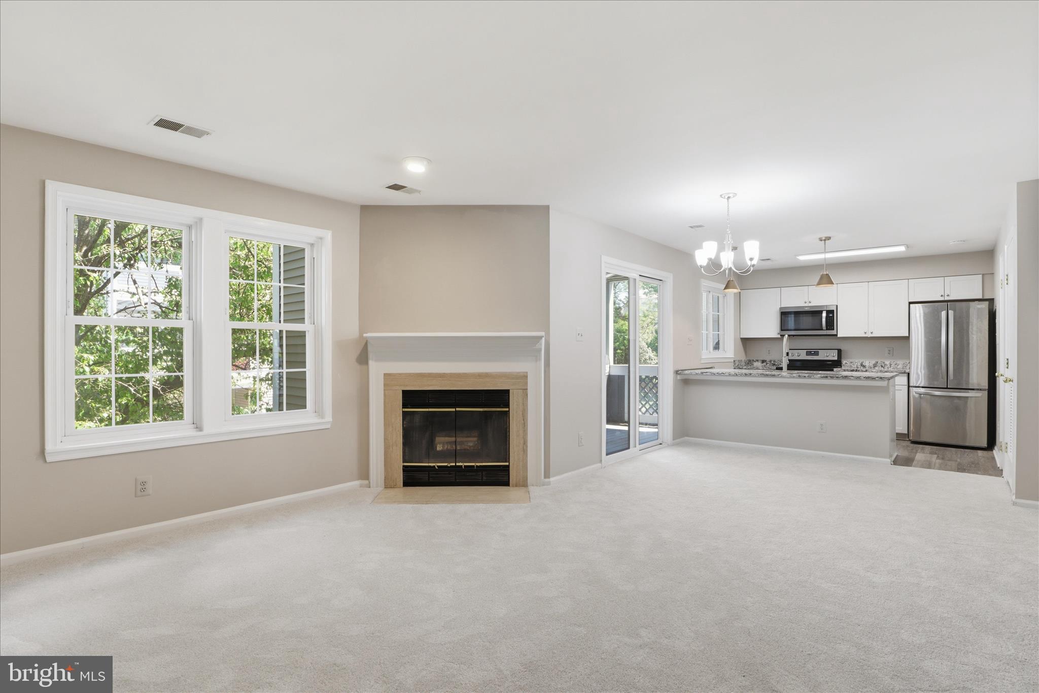 GRAYS POINTE - Residential