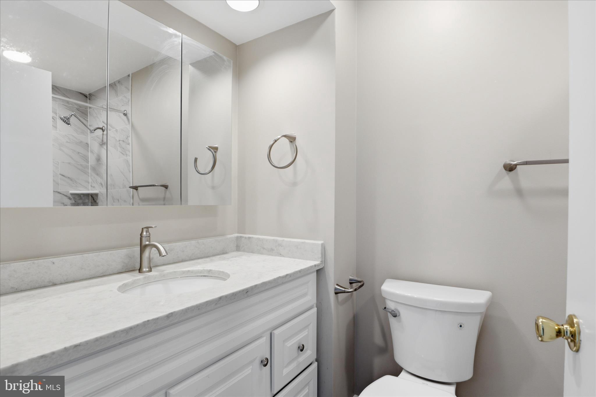 GRAYS POINTE - Residential